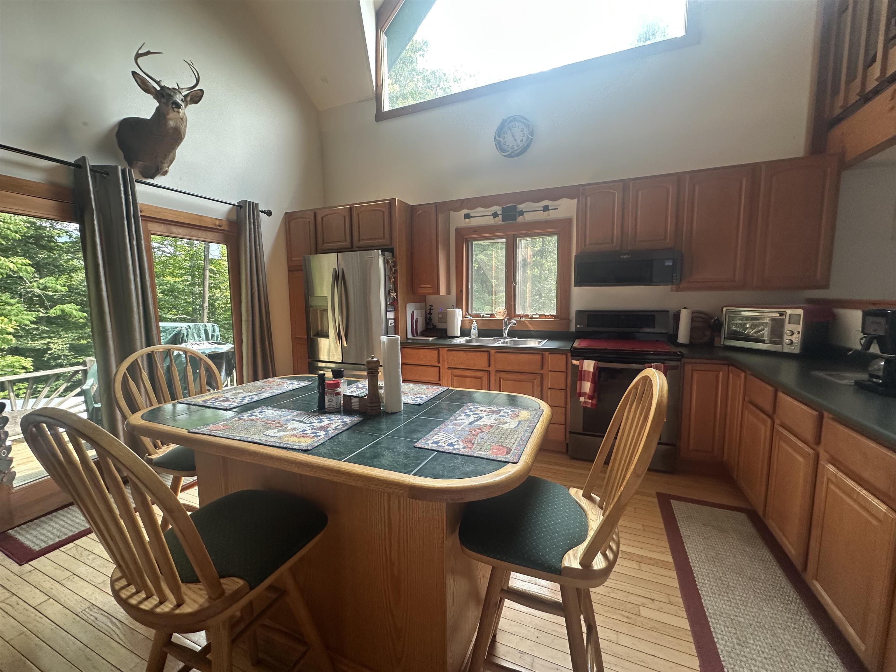 main property photo 11