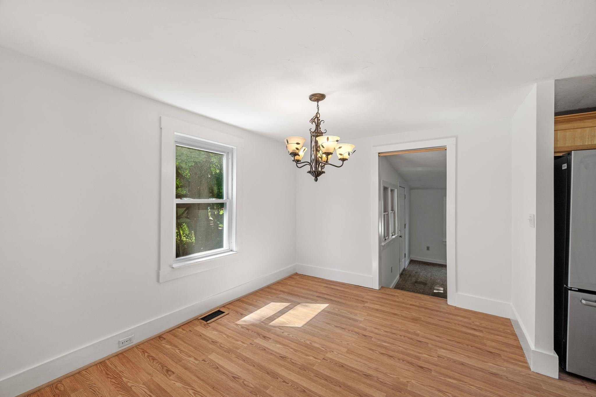 property viewer photo 35