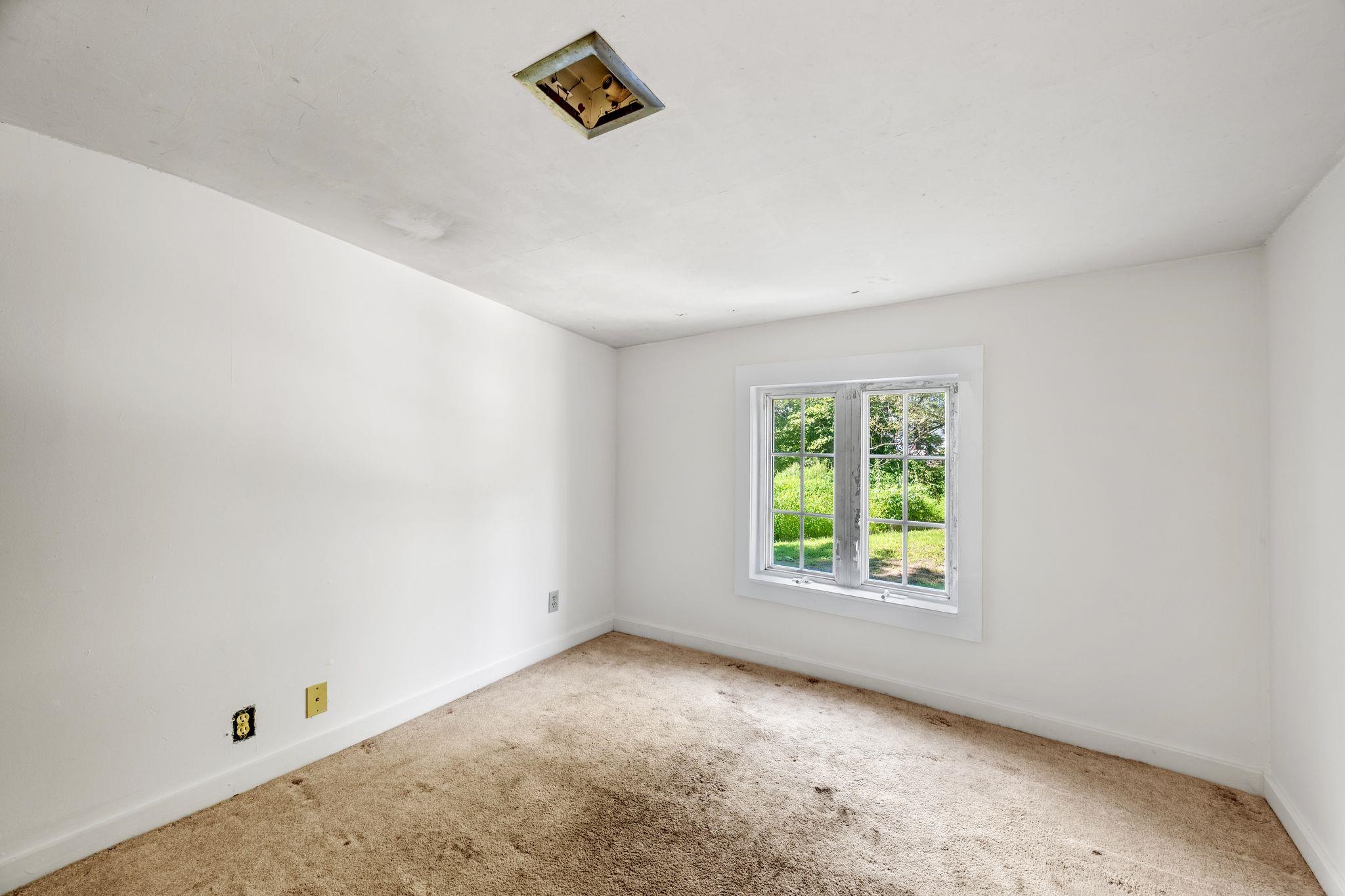 property viewer photo 45