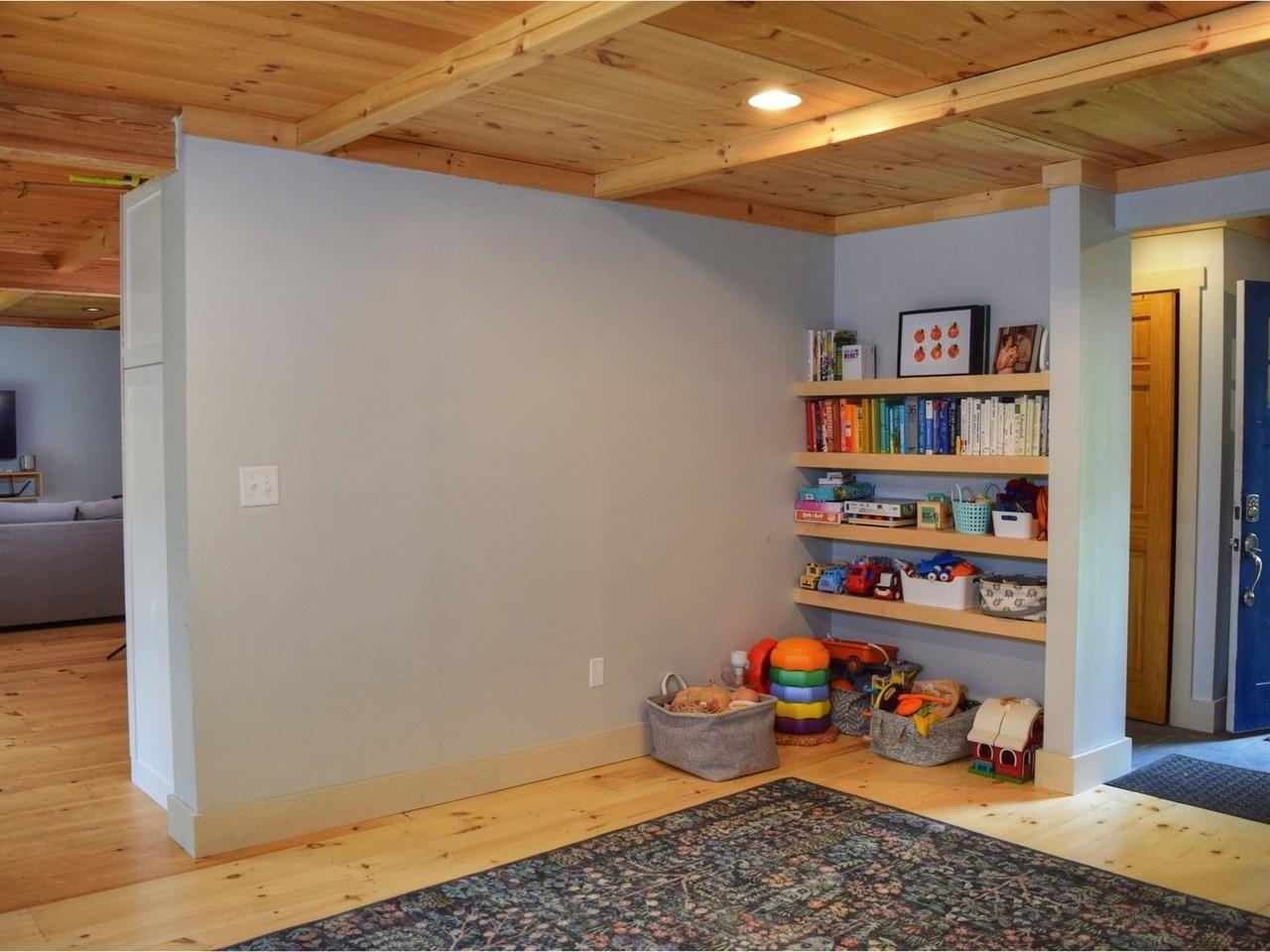 main property photo 10