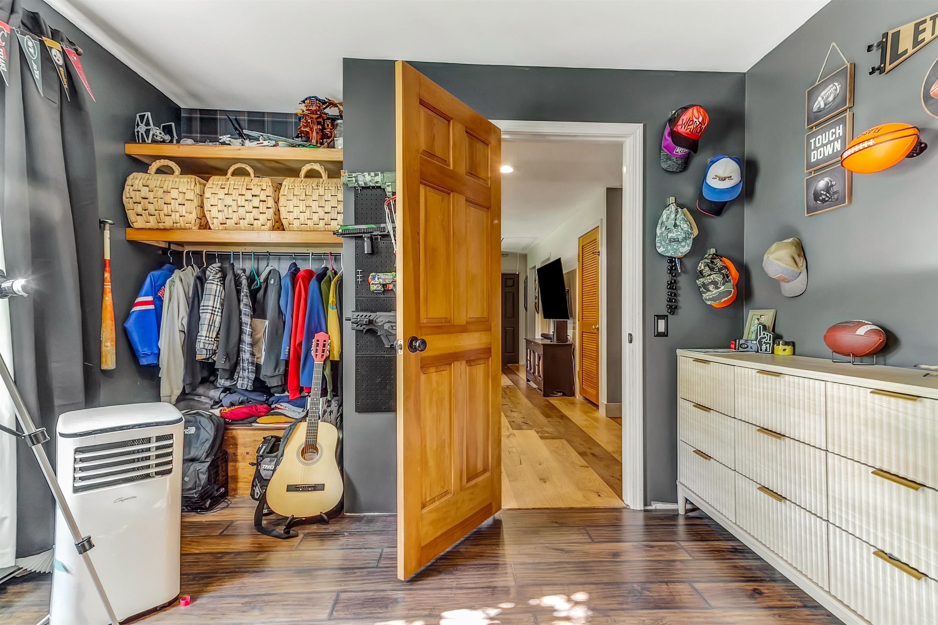 main property photo 13