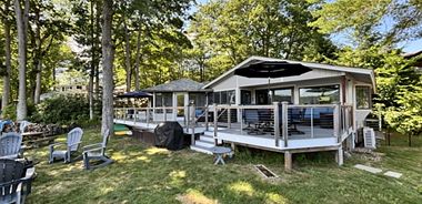 image of property with 4 Bed | 3 Bath | 1,810 Sqft