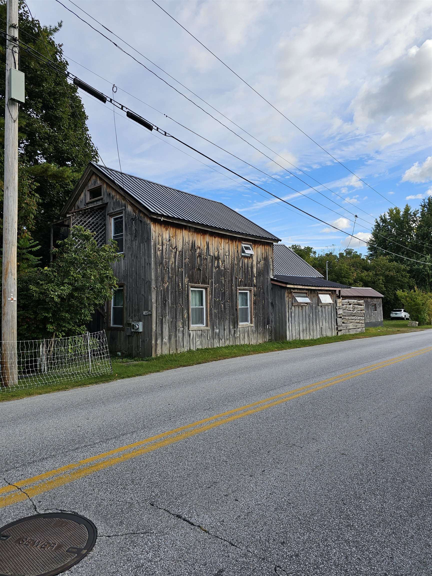 main property photo 25