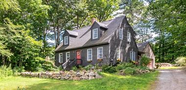 image of property with 3 Bed | 3 Bath | 2,940 Sqft