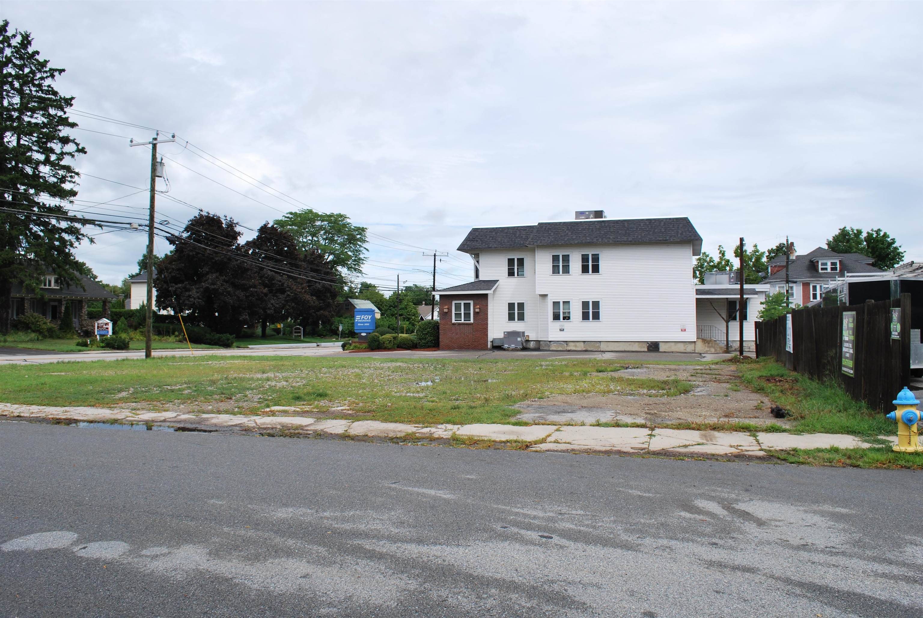 main property photo 9