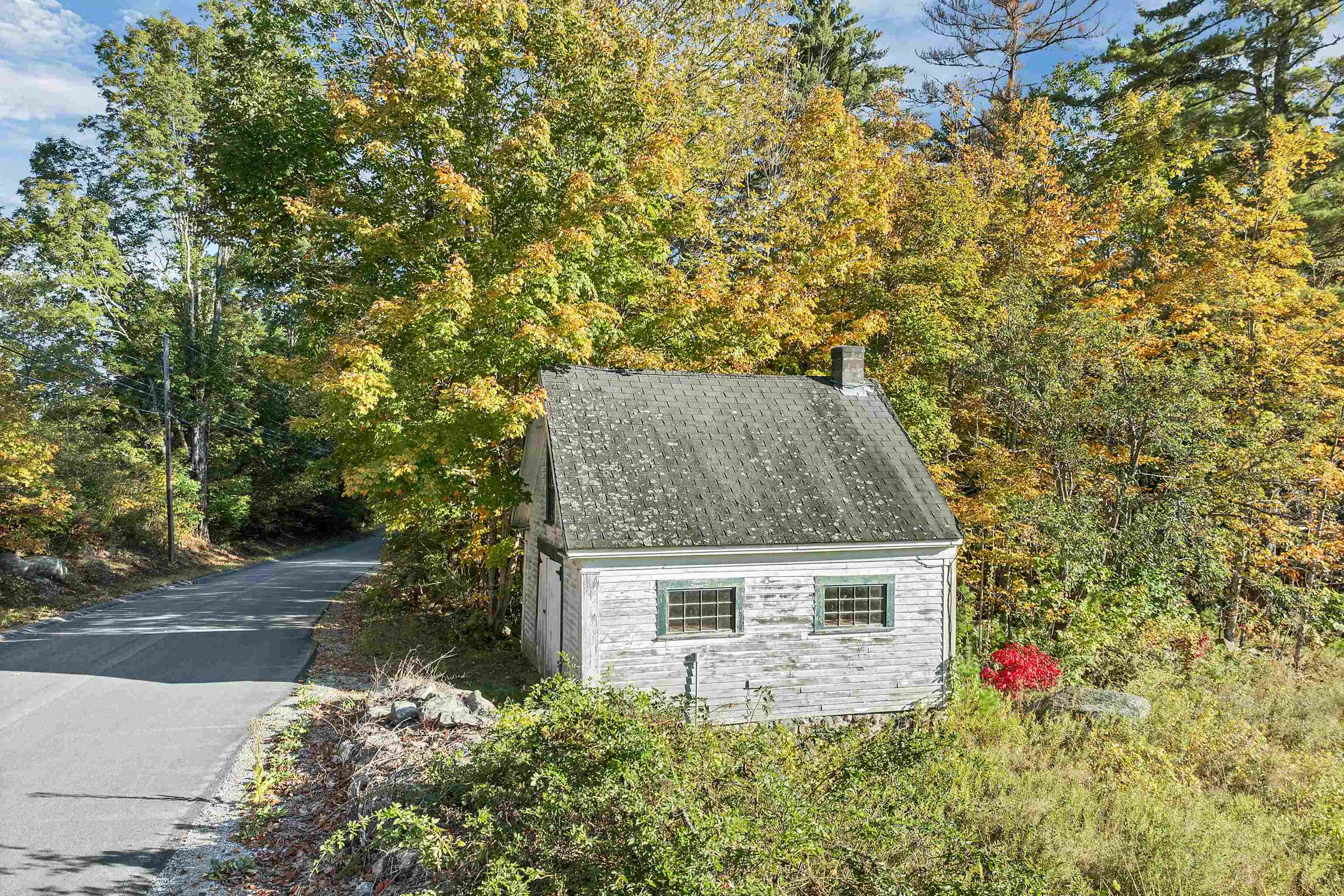 main property photo 11