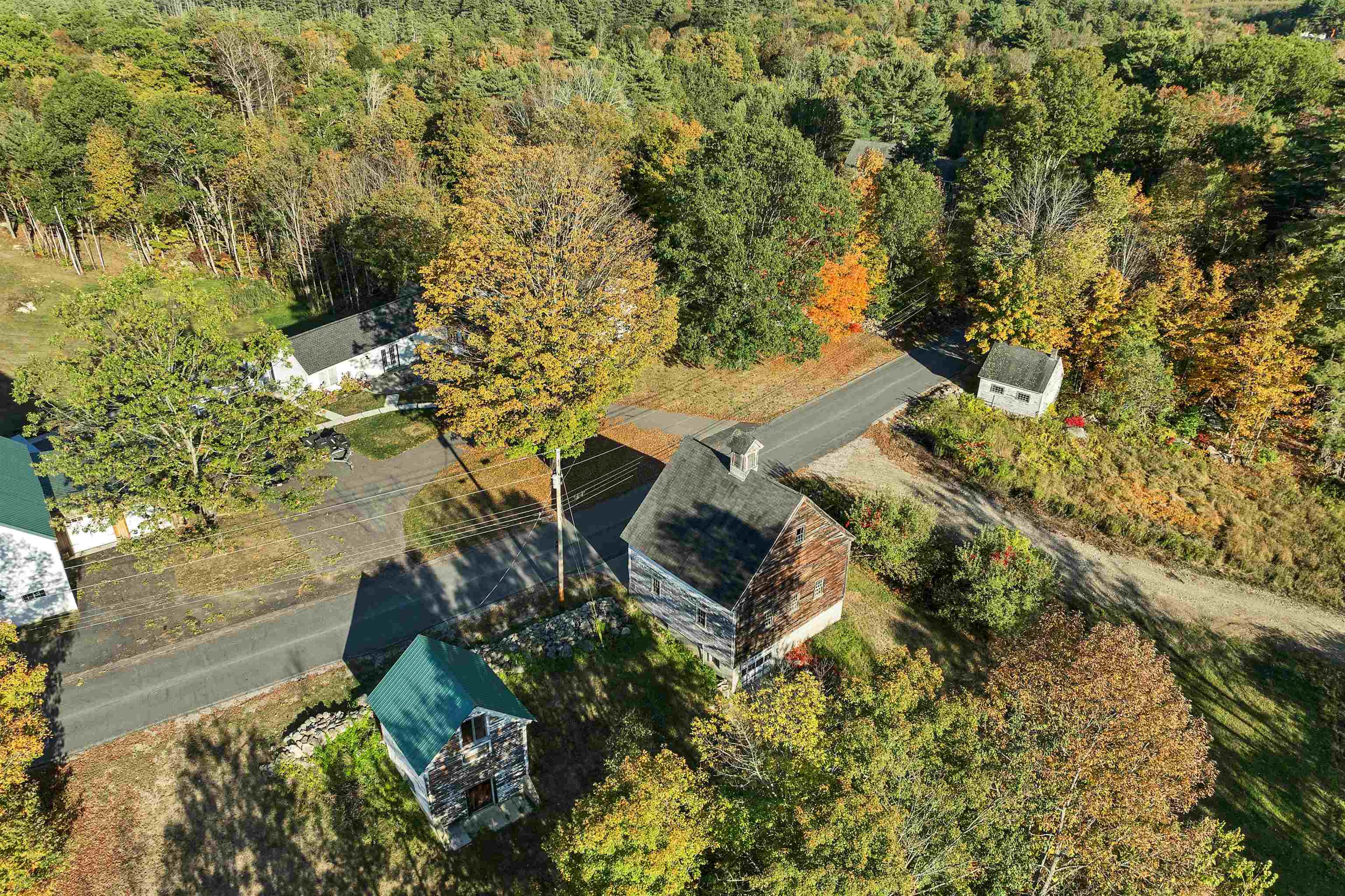 main property photo 41