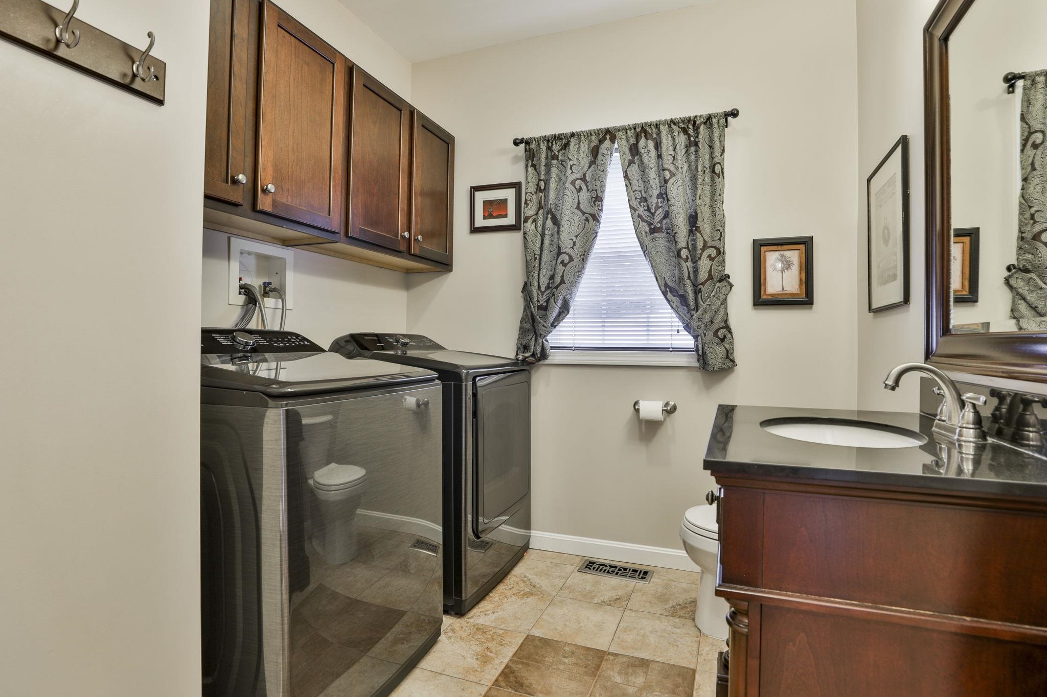 main property photo 31