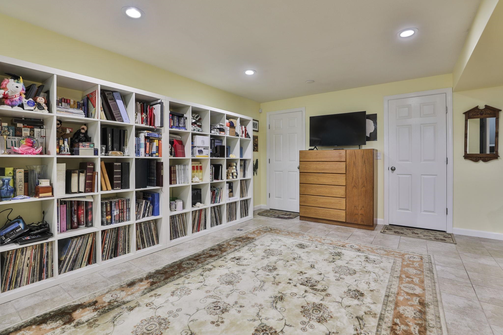 main property photo 48