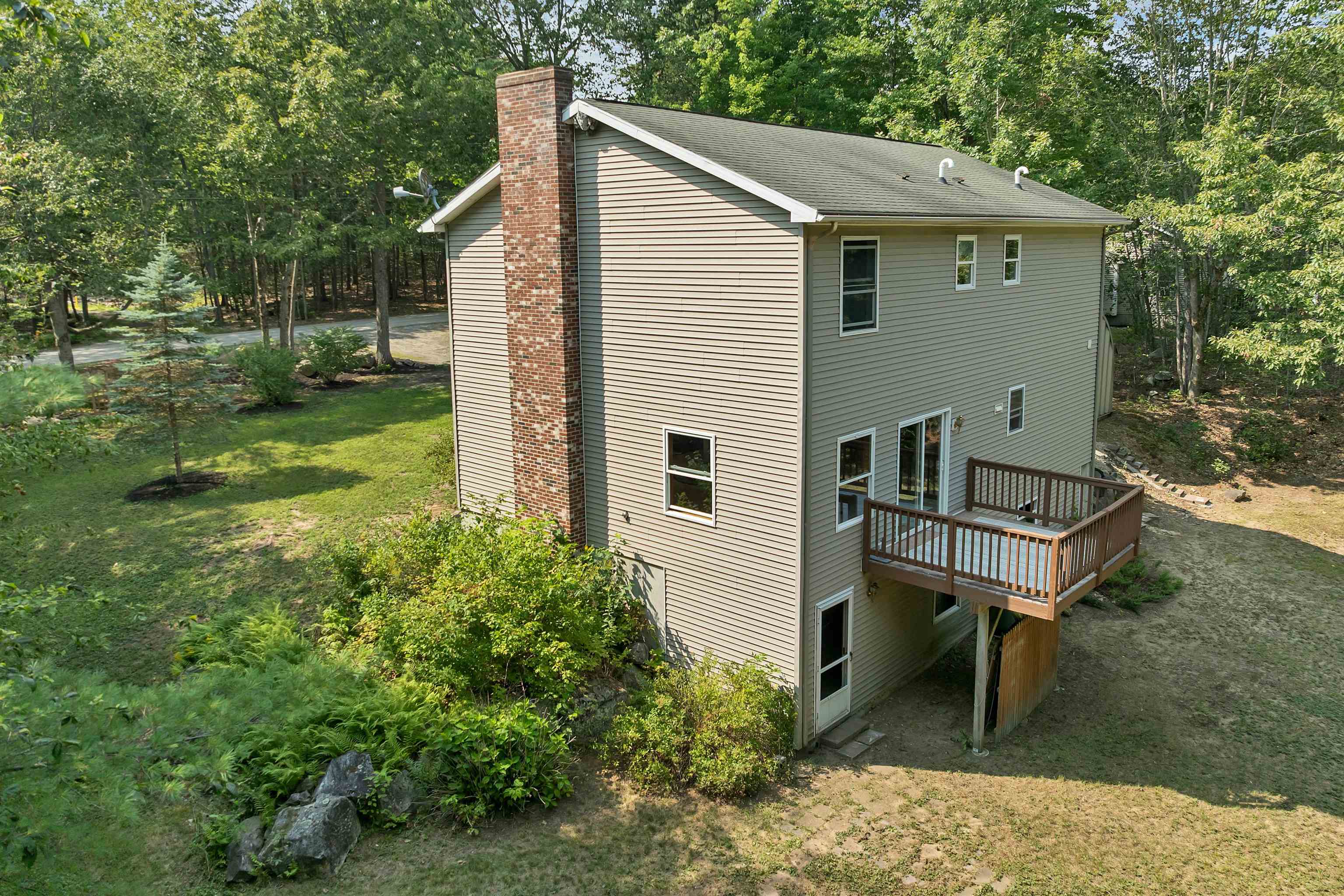 main property photo 39