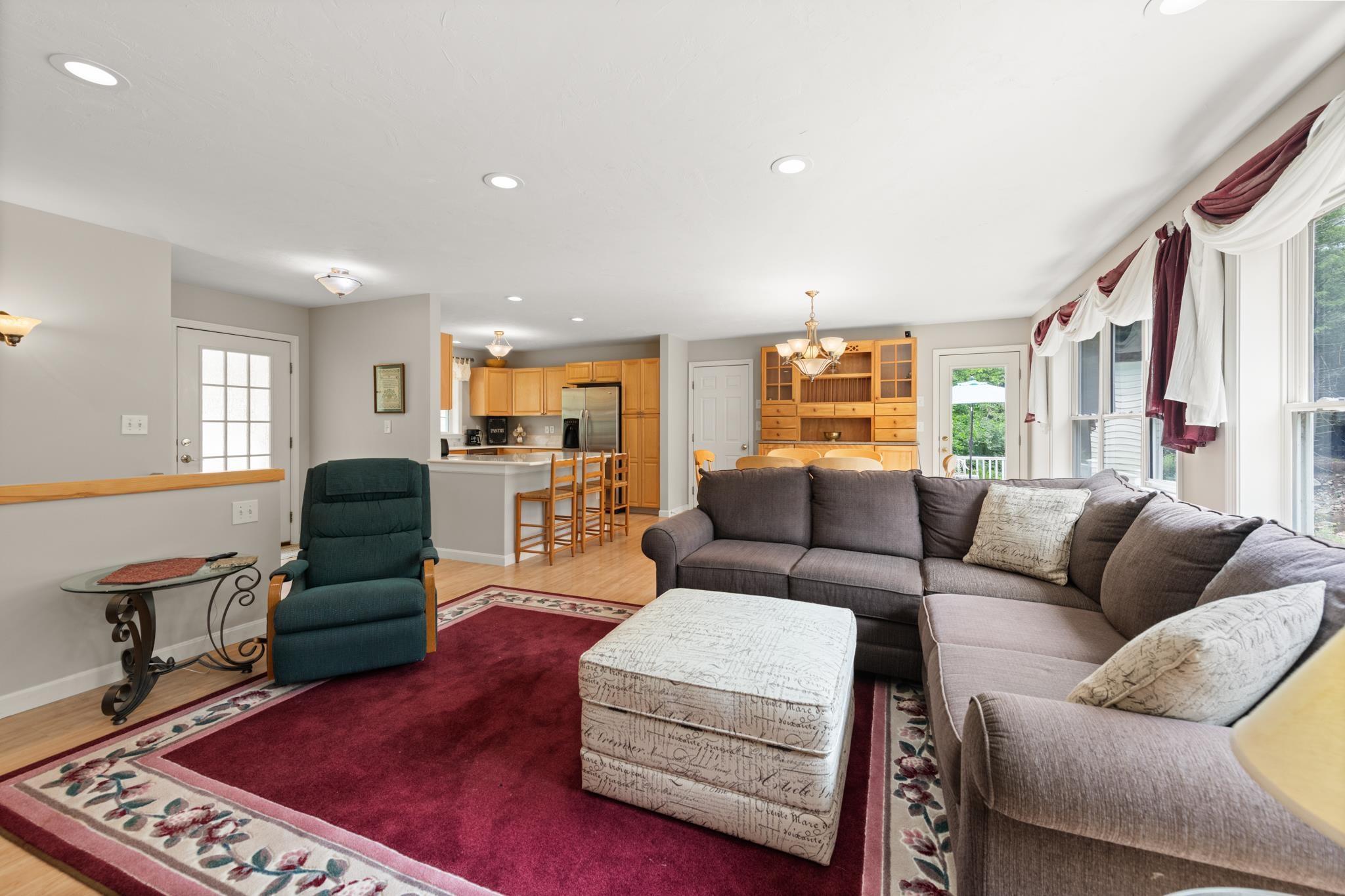 main property photo 10