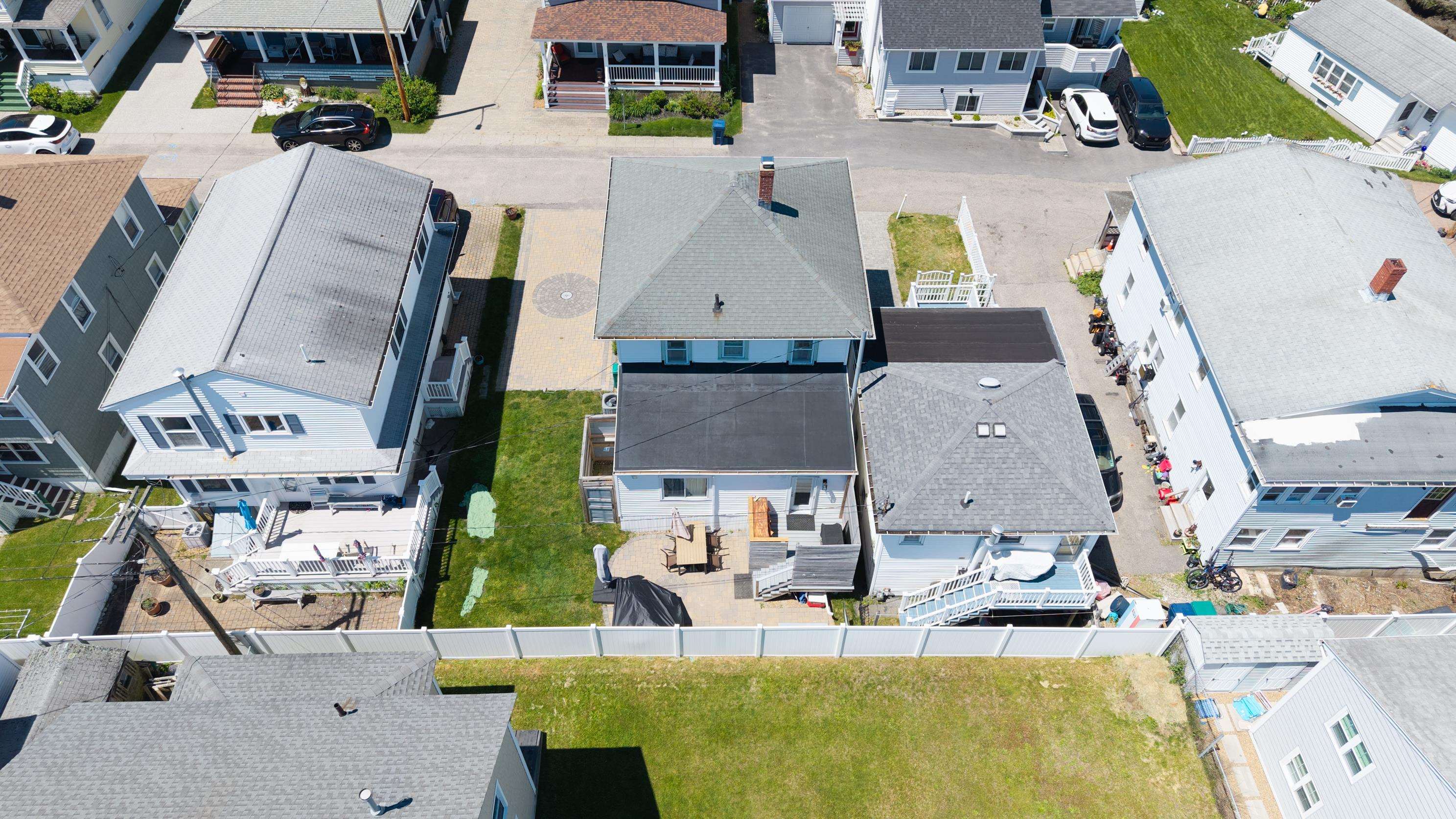 main property photo 39