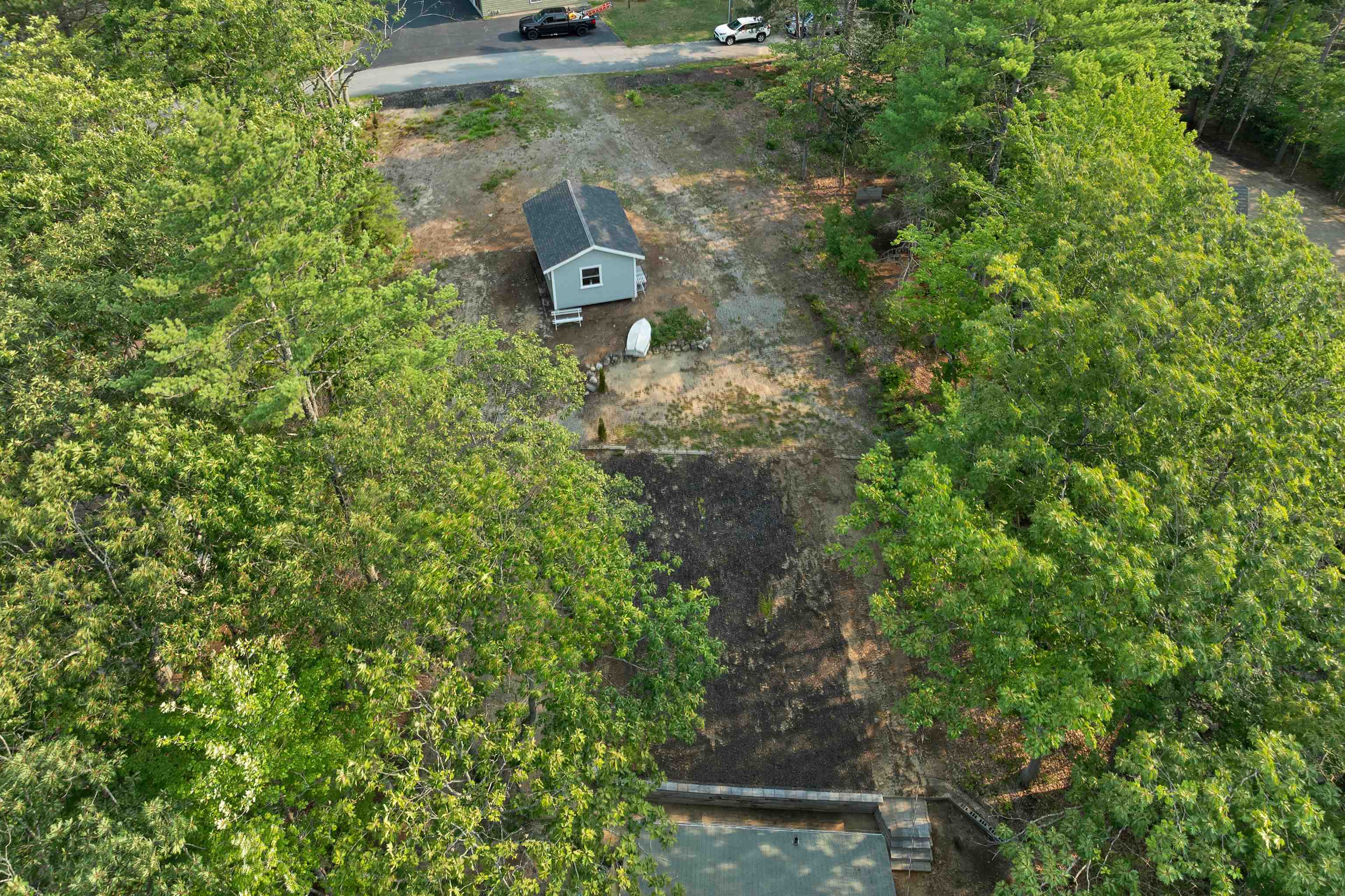 main property photo 13