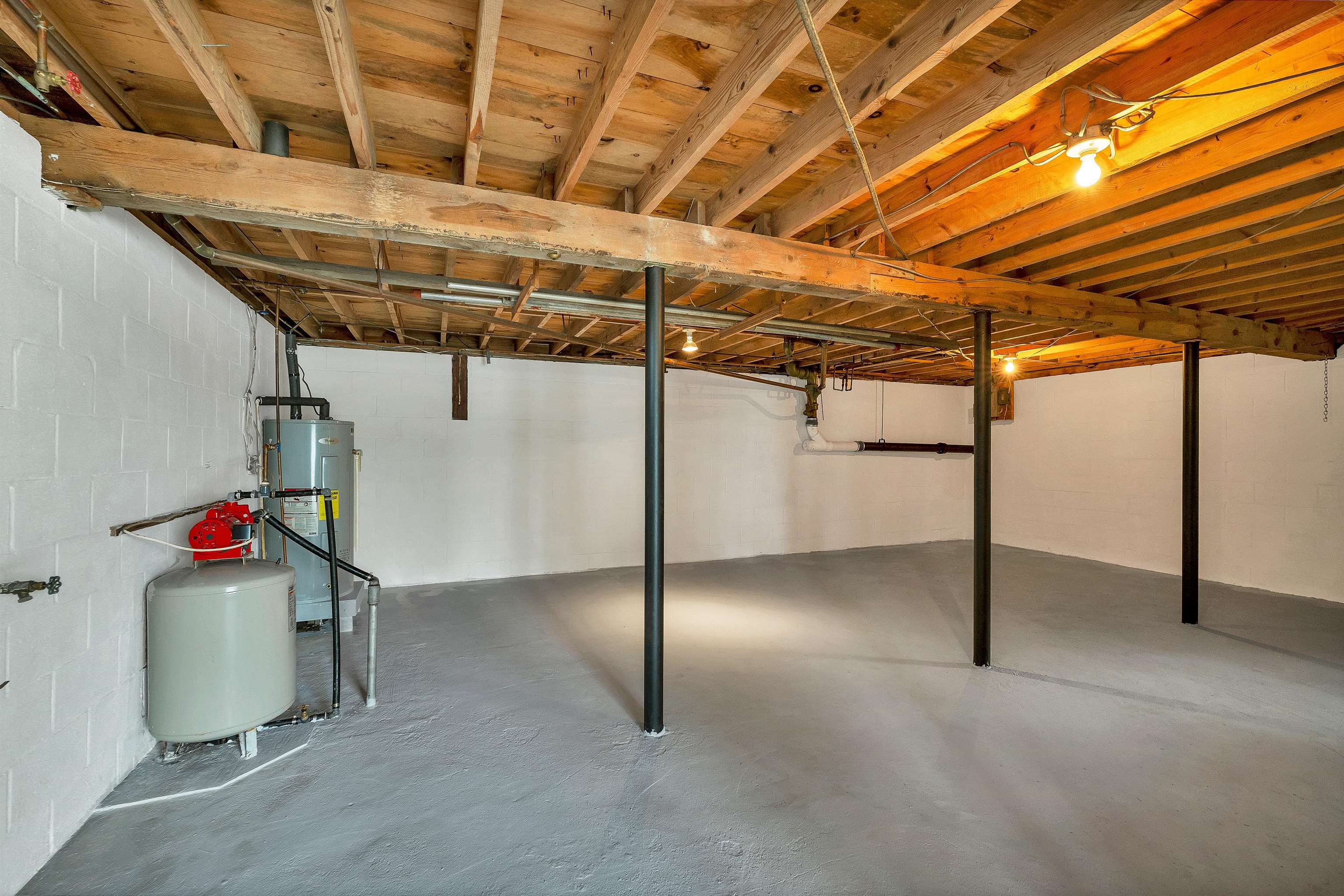 main property photo 57