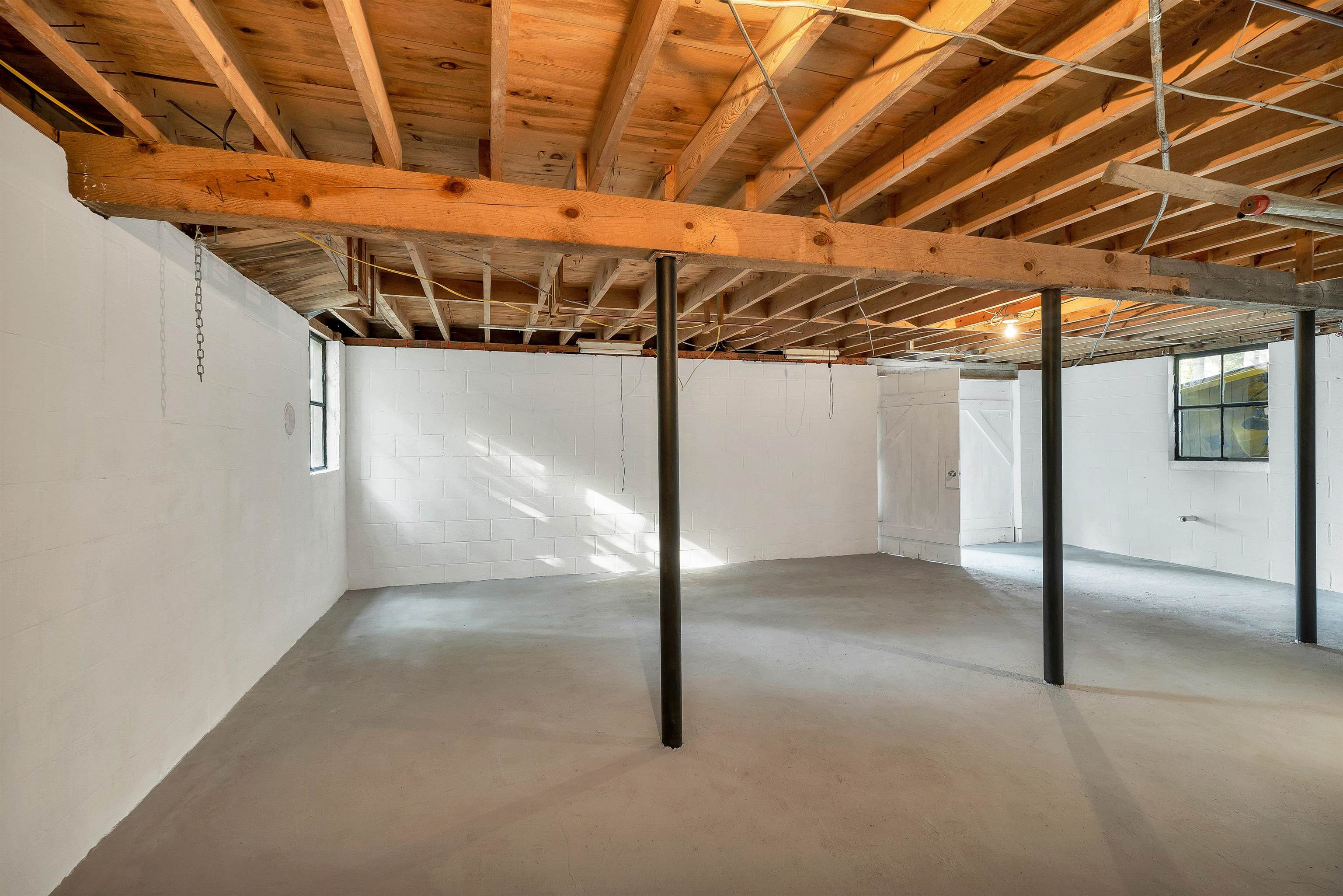 main property photo 59