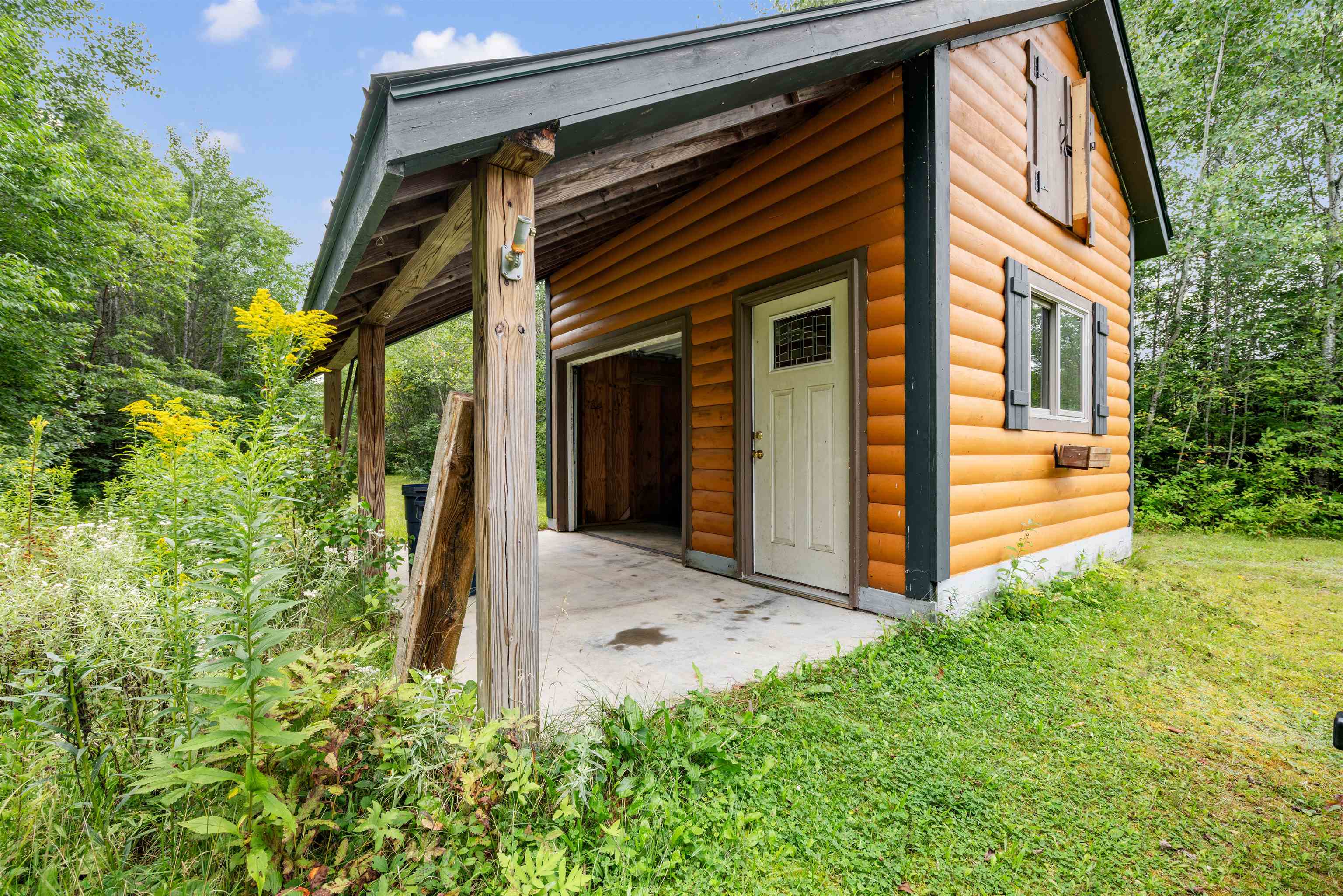 main property photo 49