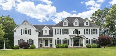image of property with 4 Bed | 6 Bath | 6,511 Sqft