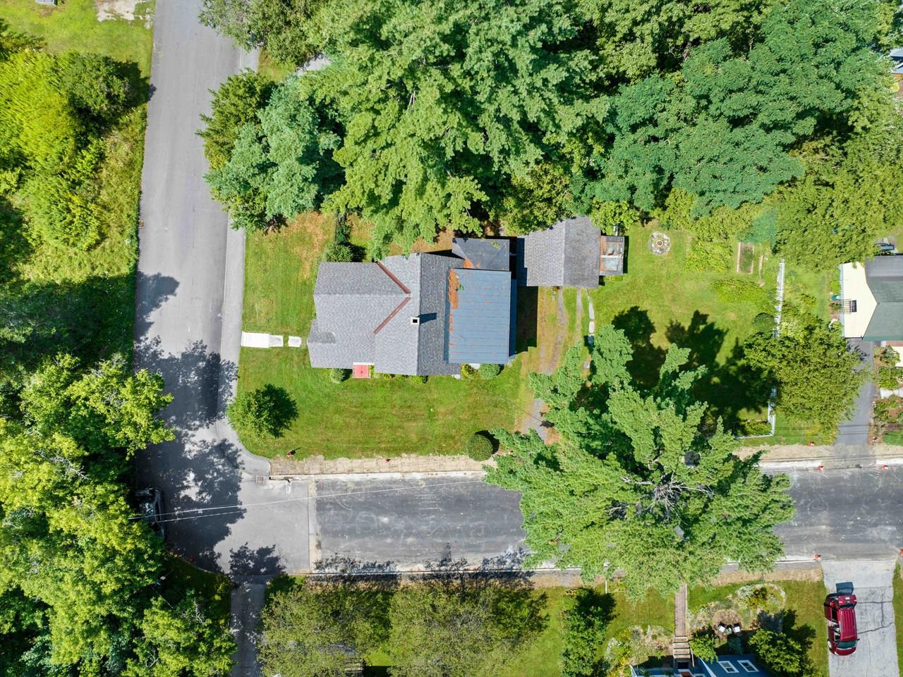 main property photo 43