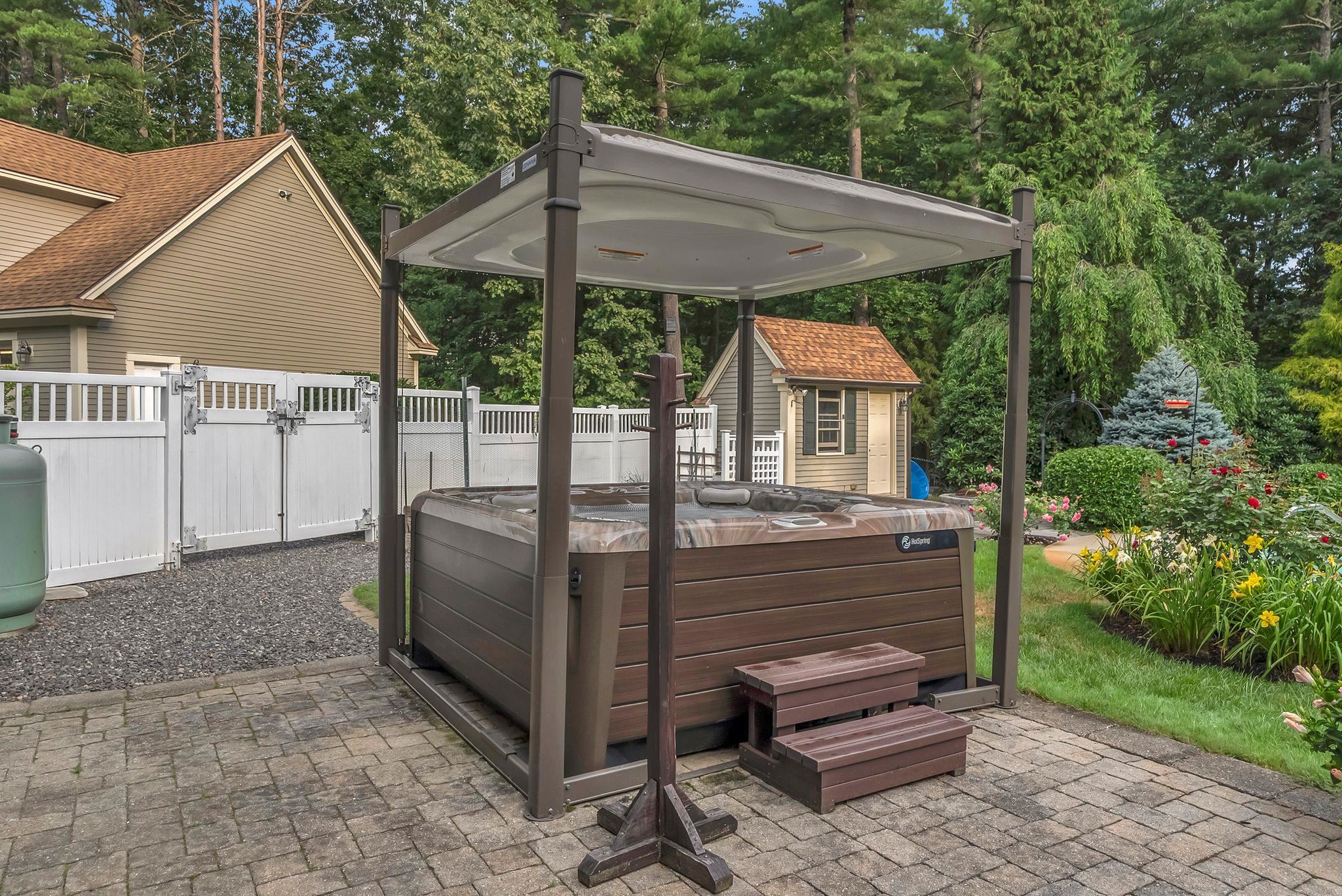 main property photo 14