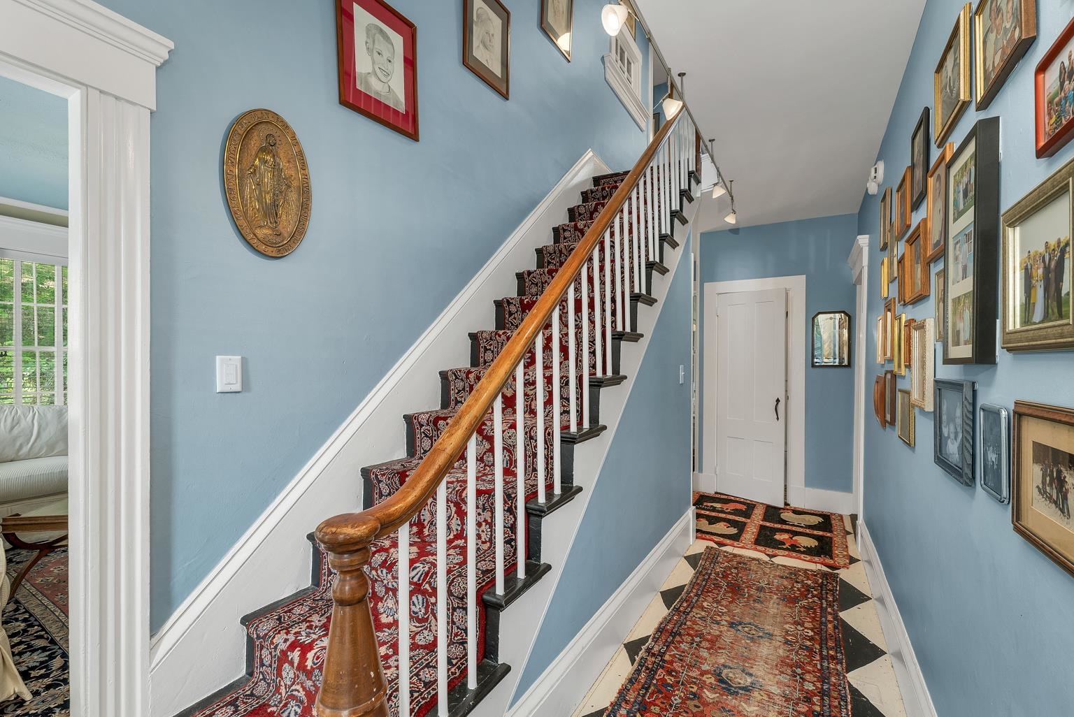 main property photo 32