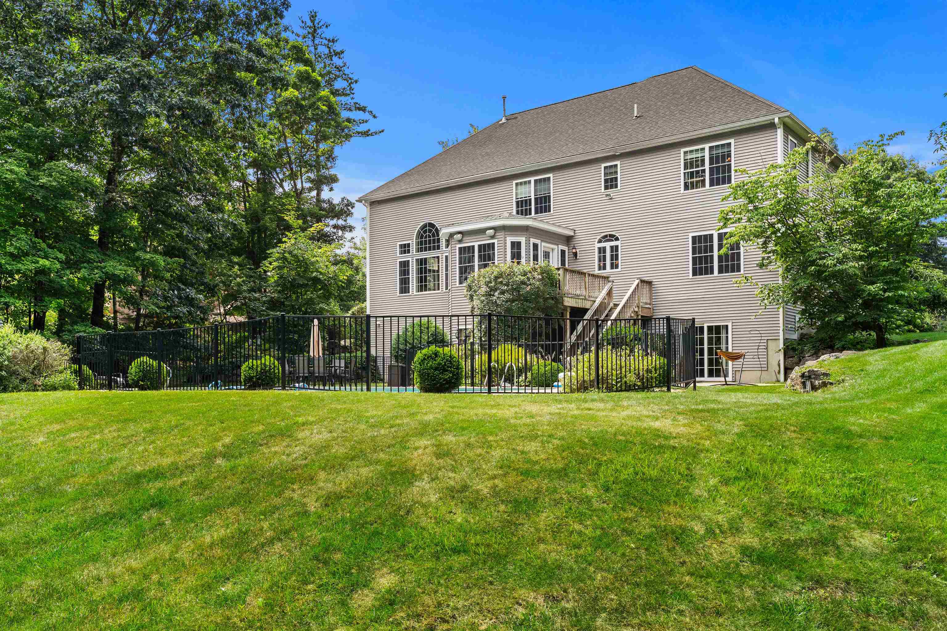 main property photo 52