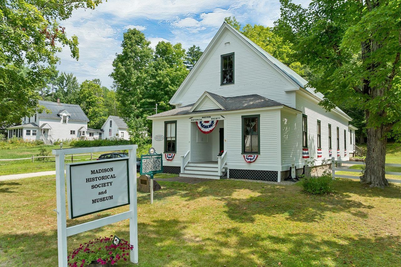 main property photo 58