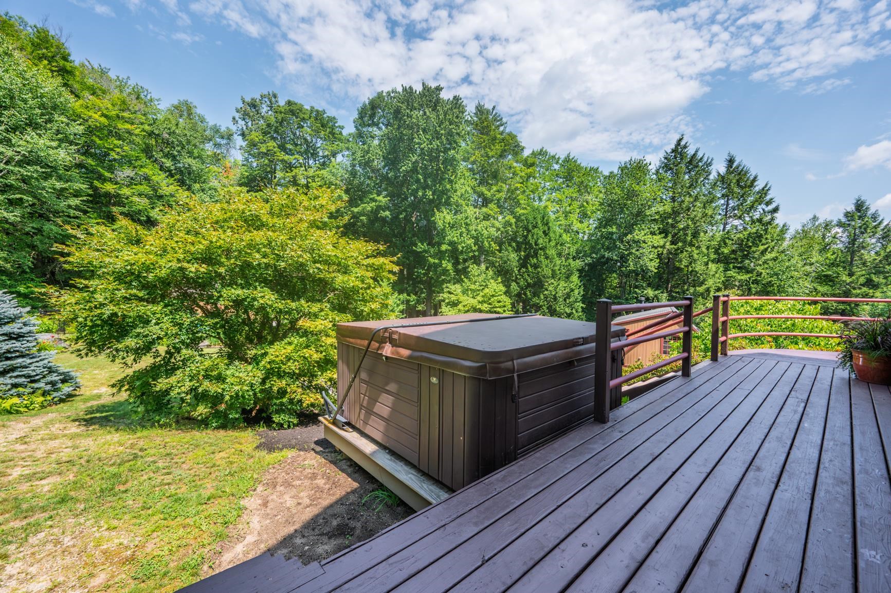 main property photo 50