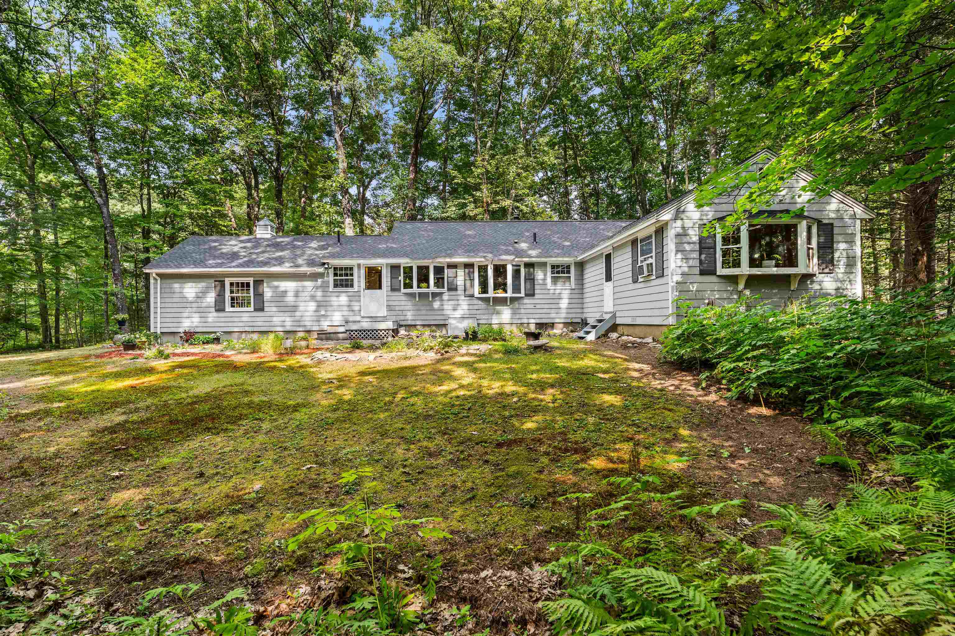 main property photo 30