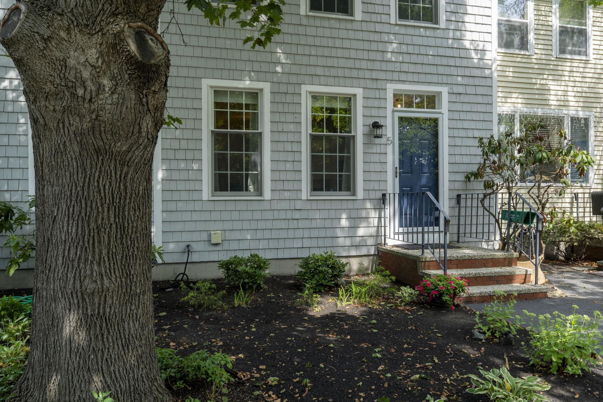property viewer photo 1