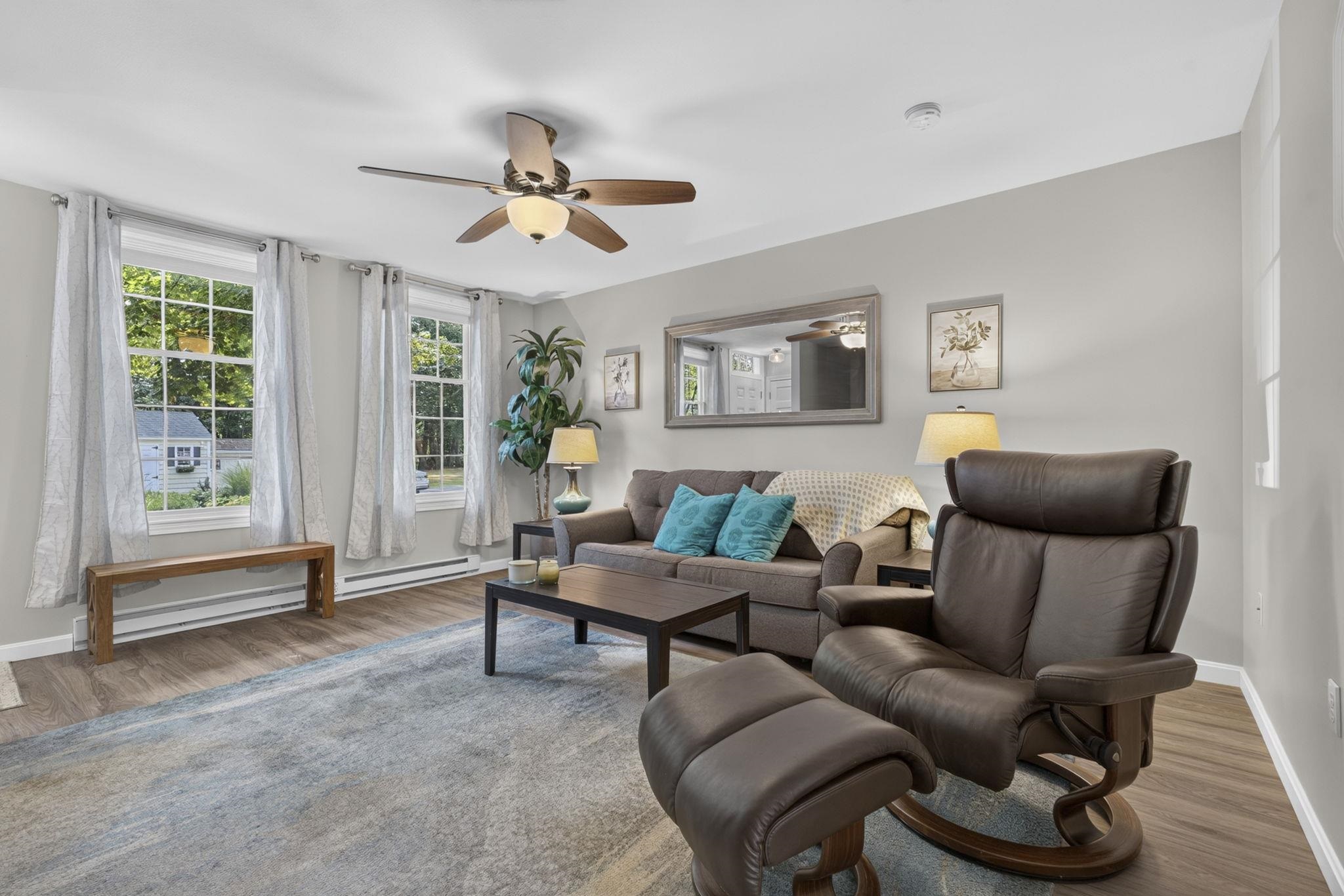 property viewer photo 4