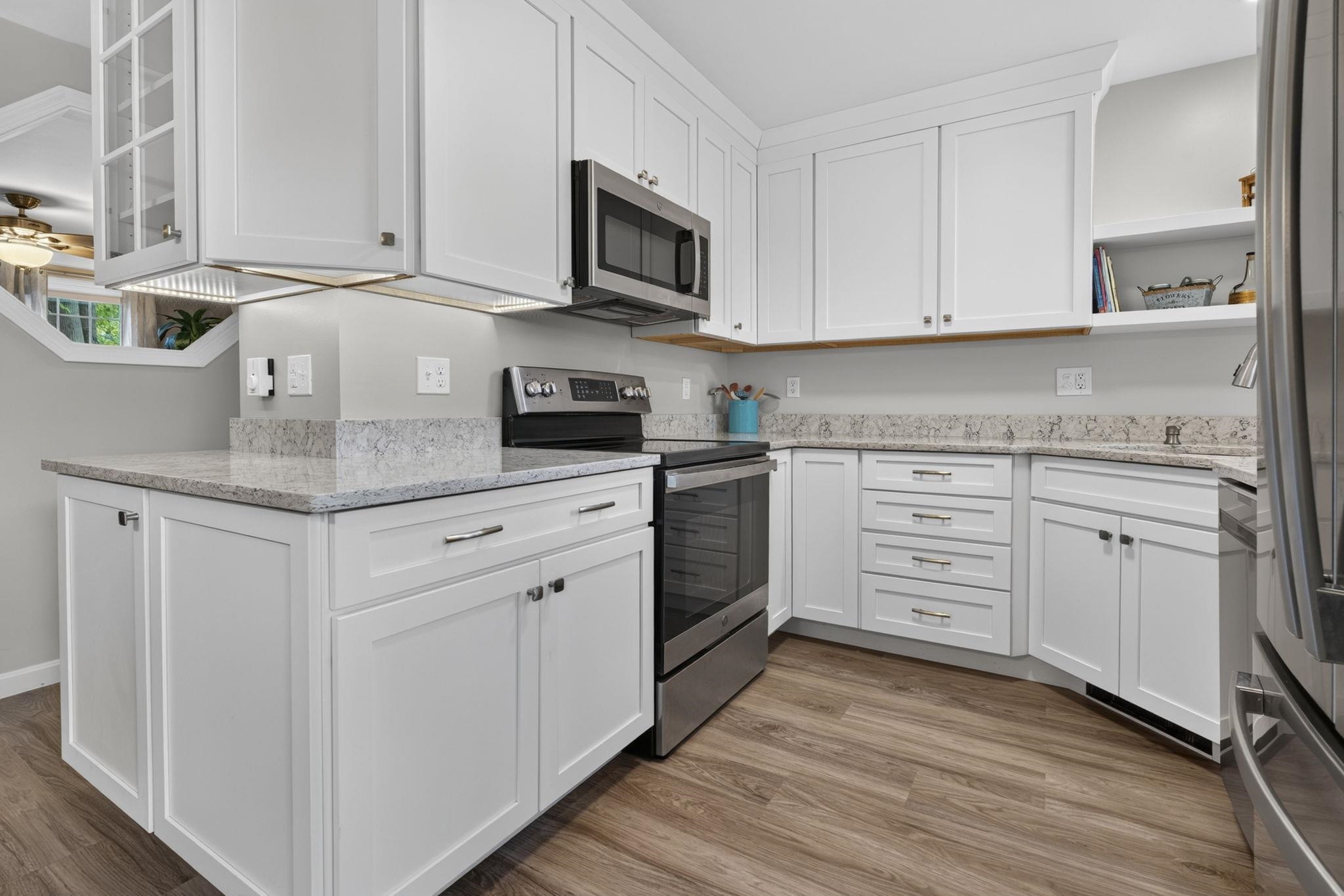 property viewer photo 8