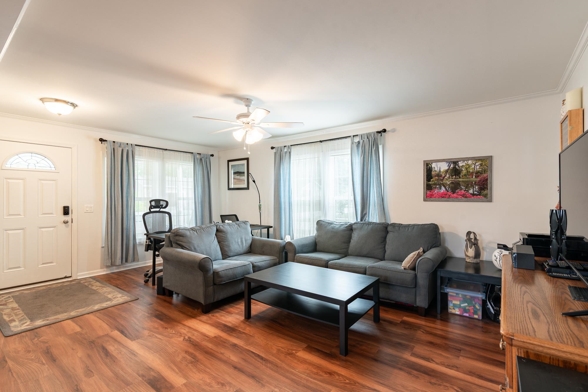 main property photo 23