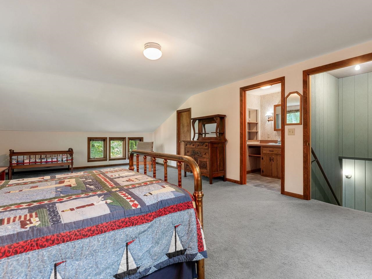 main property photo 50
