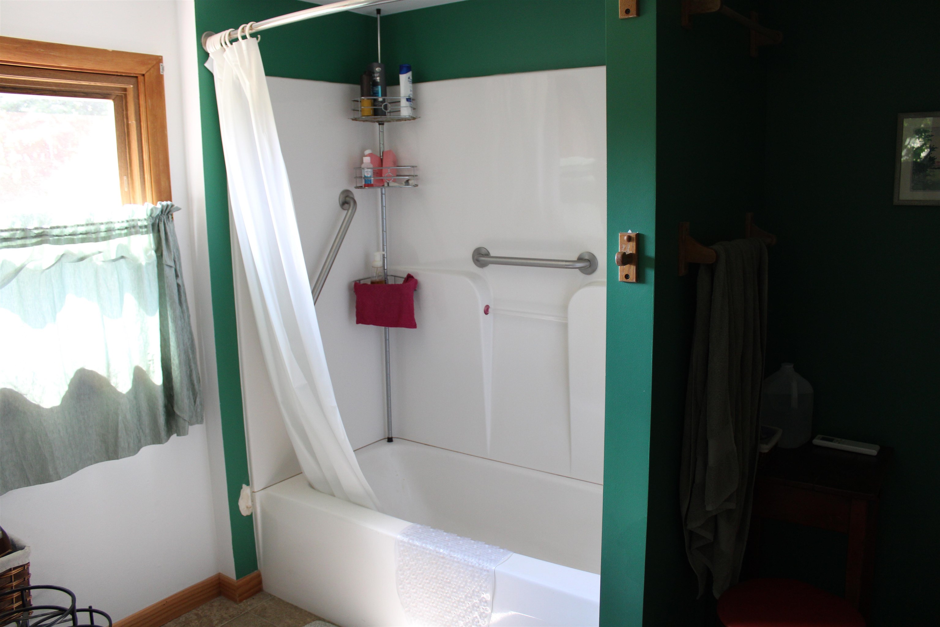 main property photo 39