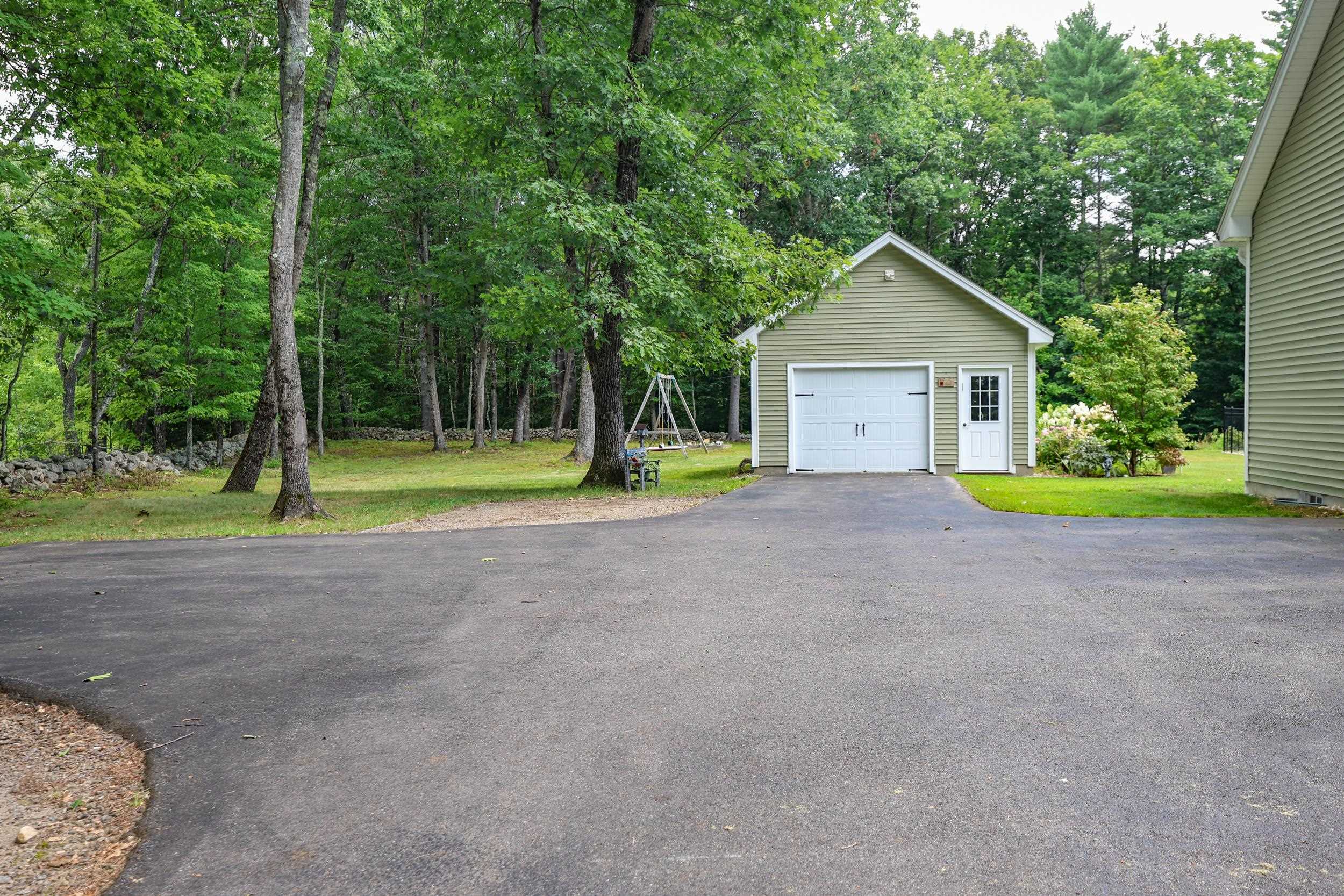 main property photo 57