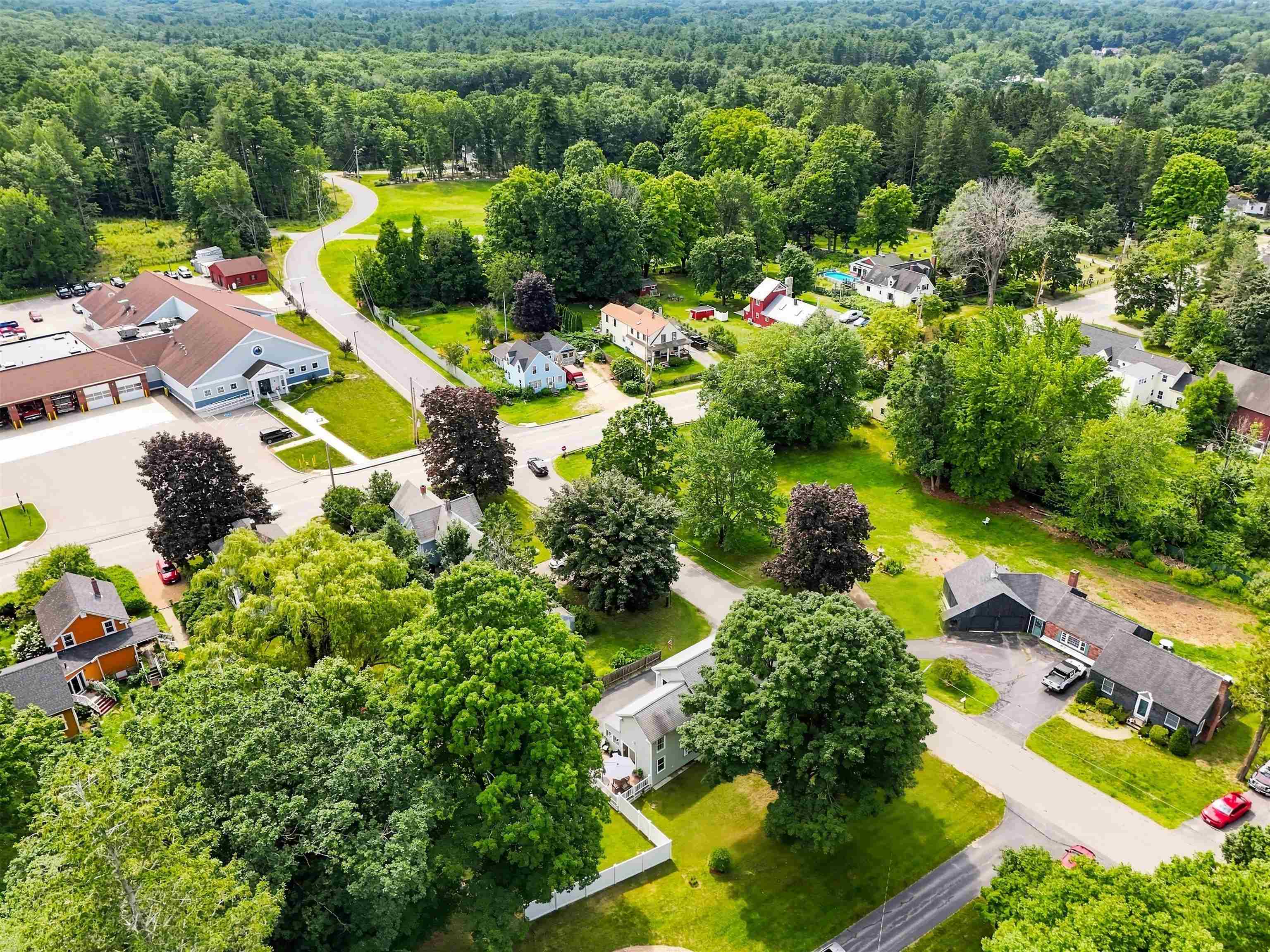 main property photo 43