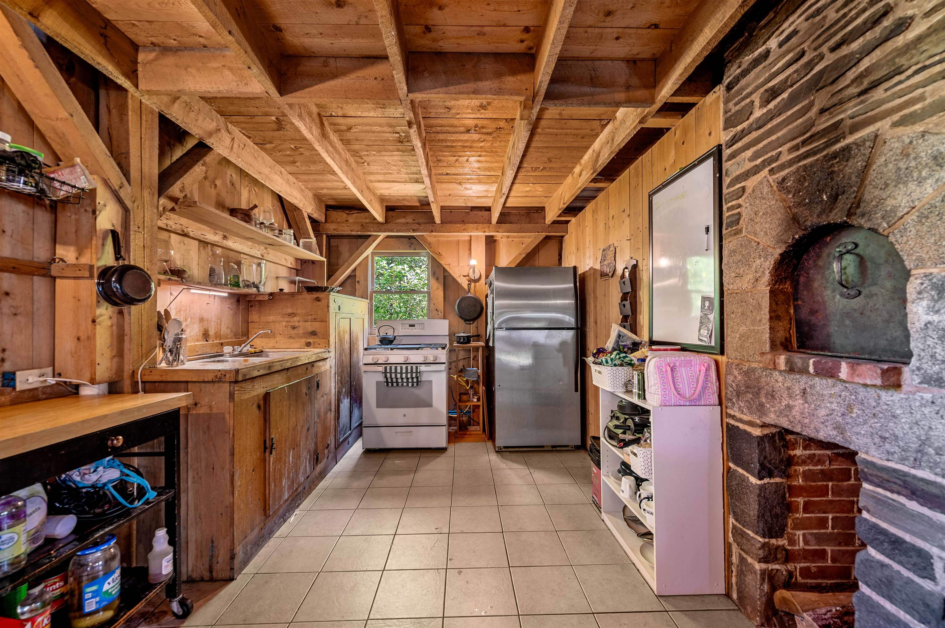 main property photo 16