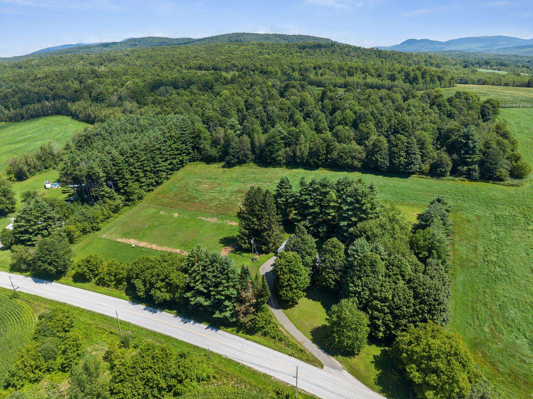 main property photo 37
