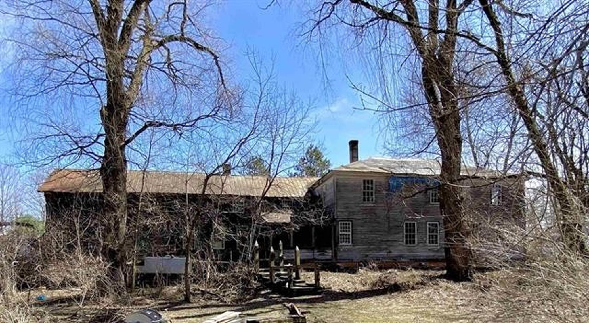 main property photo 13