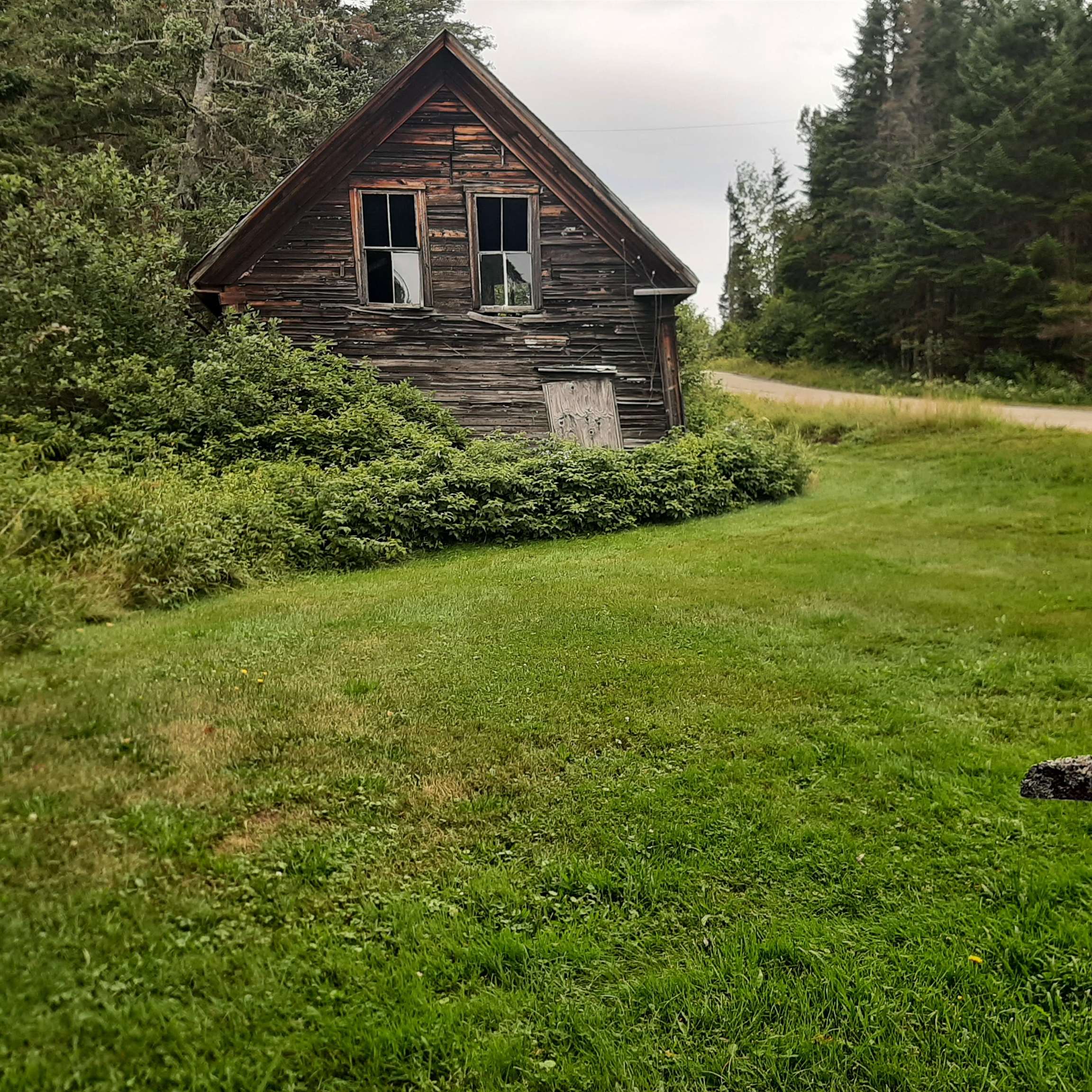 main property photo 10