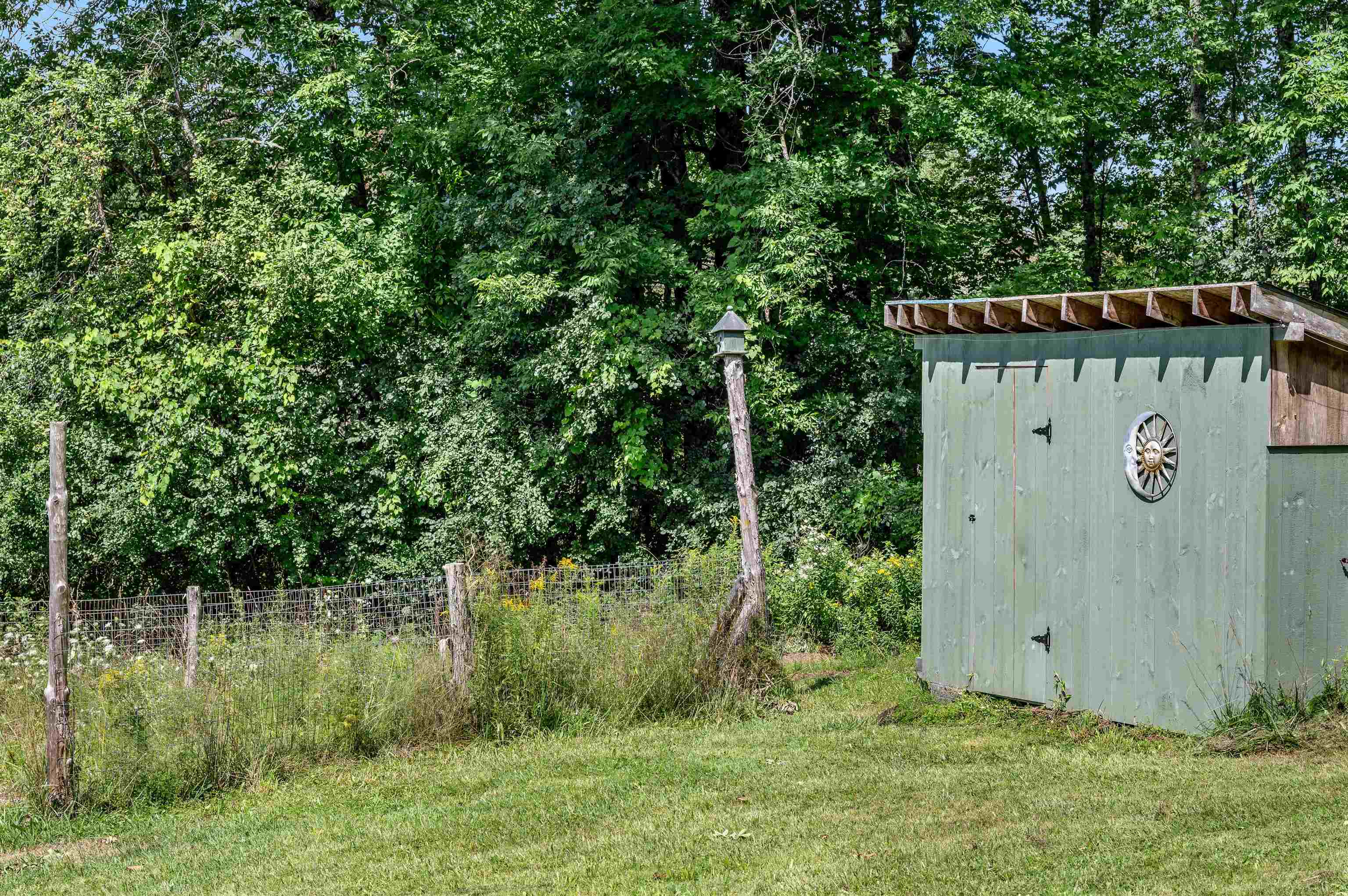 main property photo 49