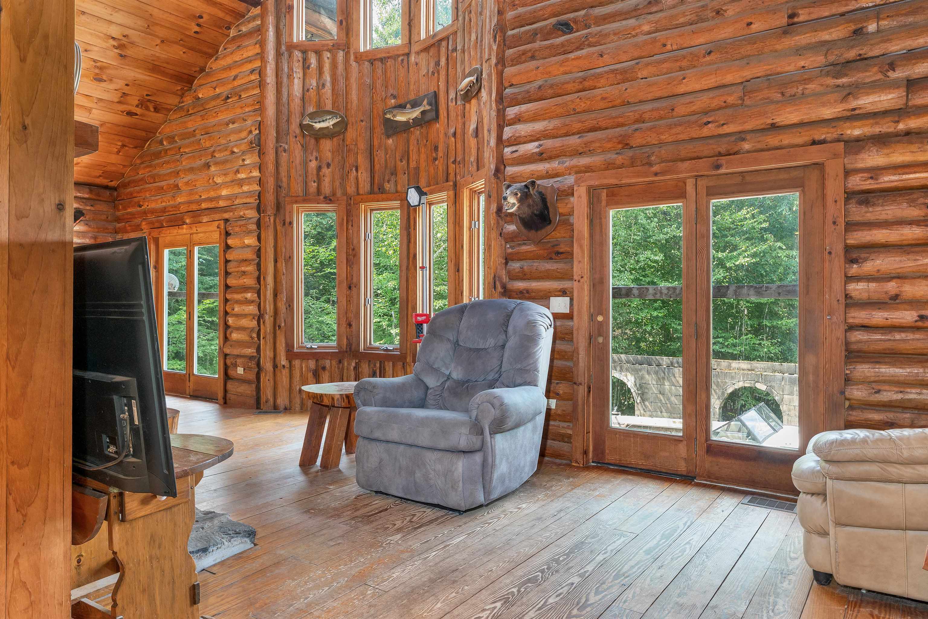 main property photo 49