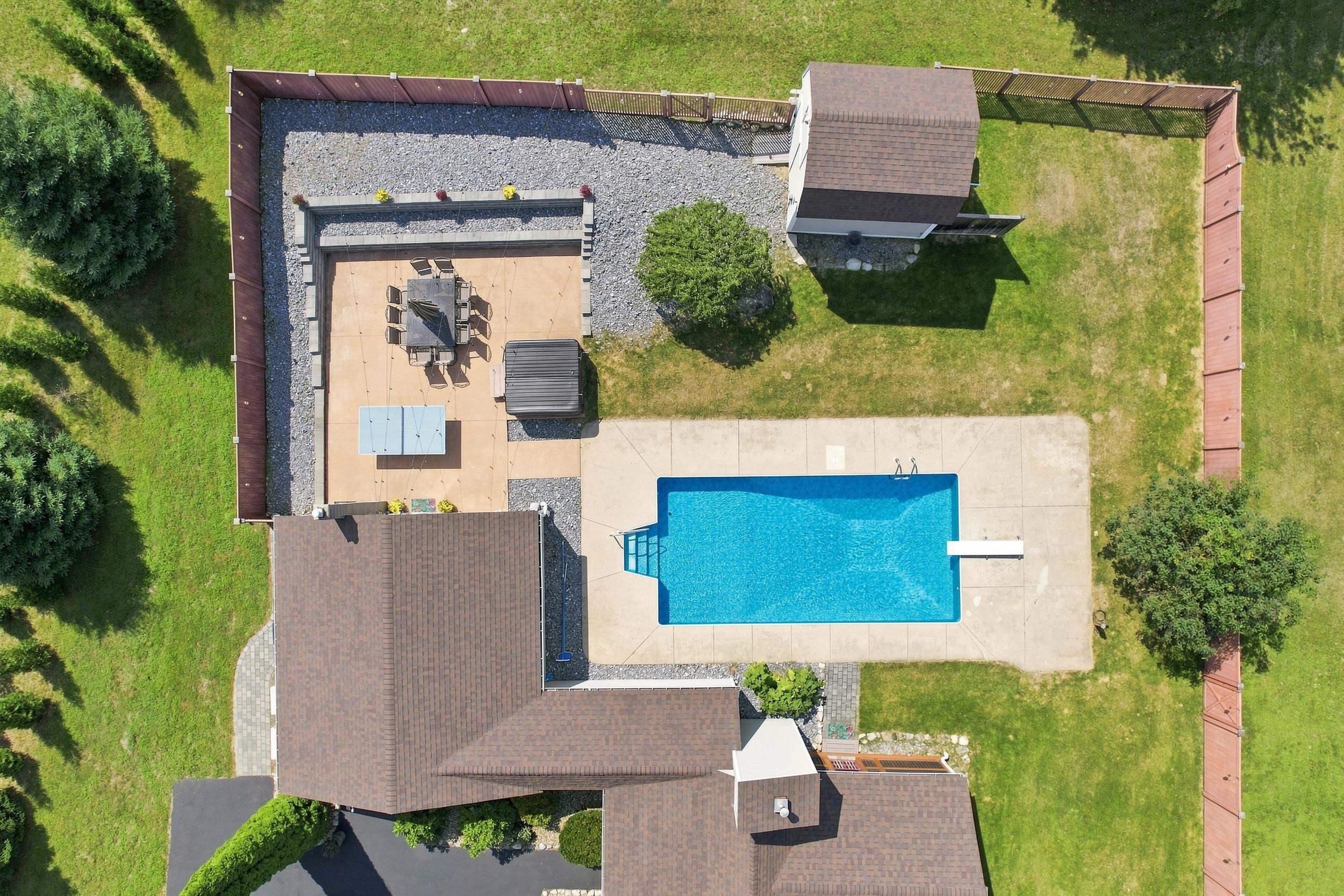 main property photo 49