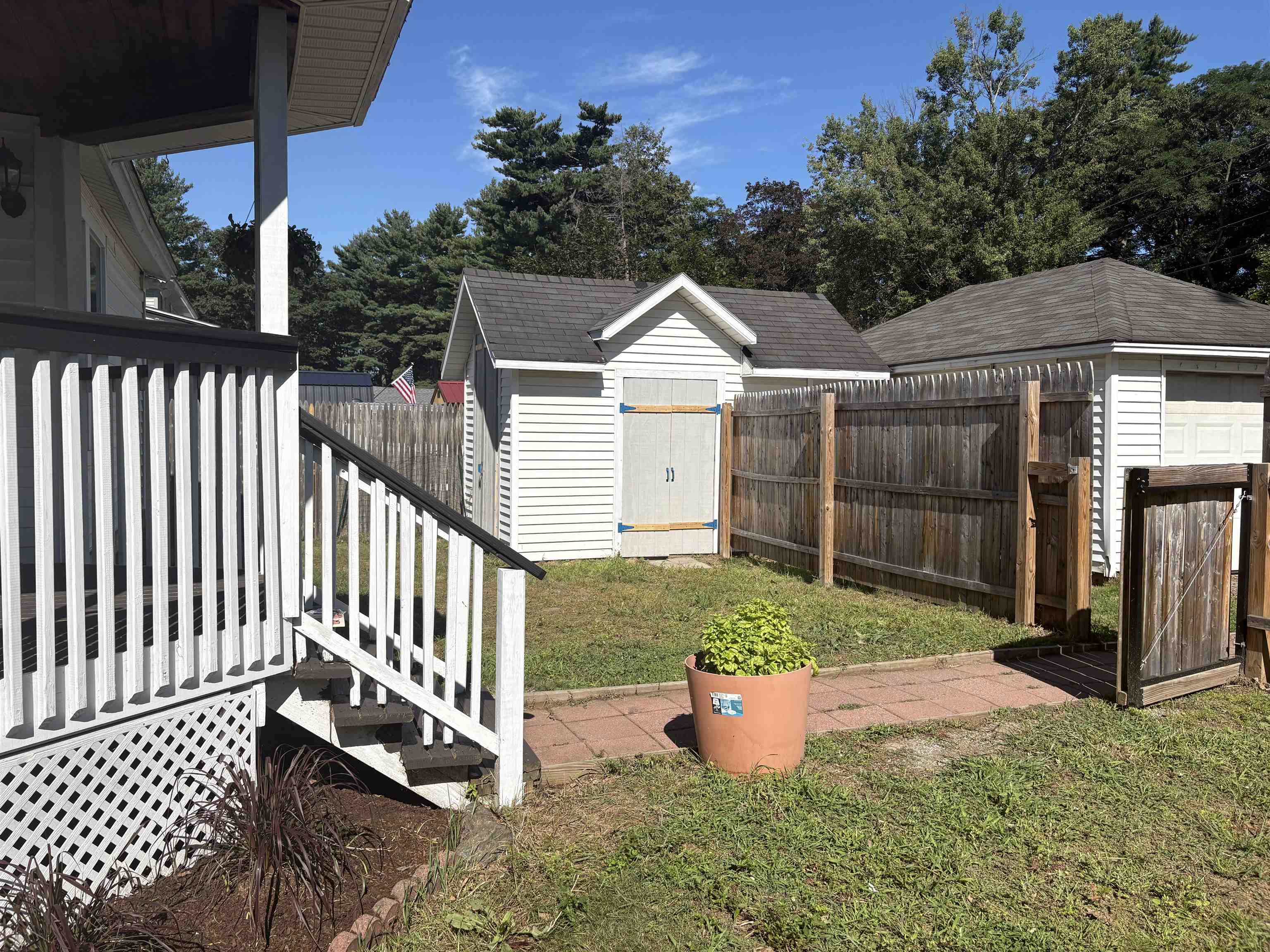 main property photo 48