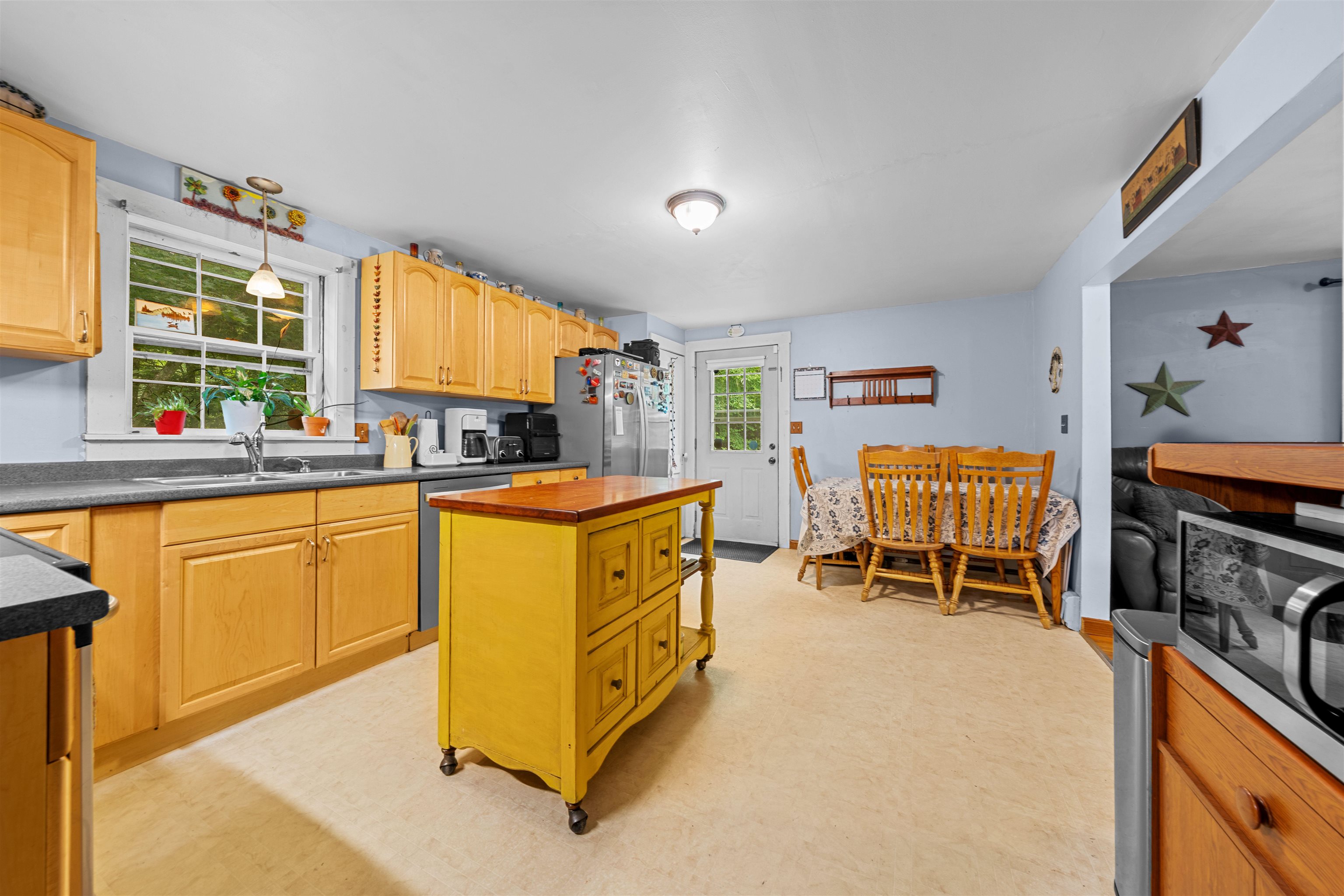 main property photo 11
