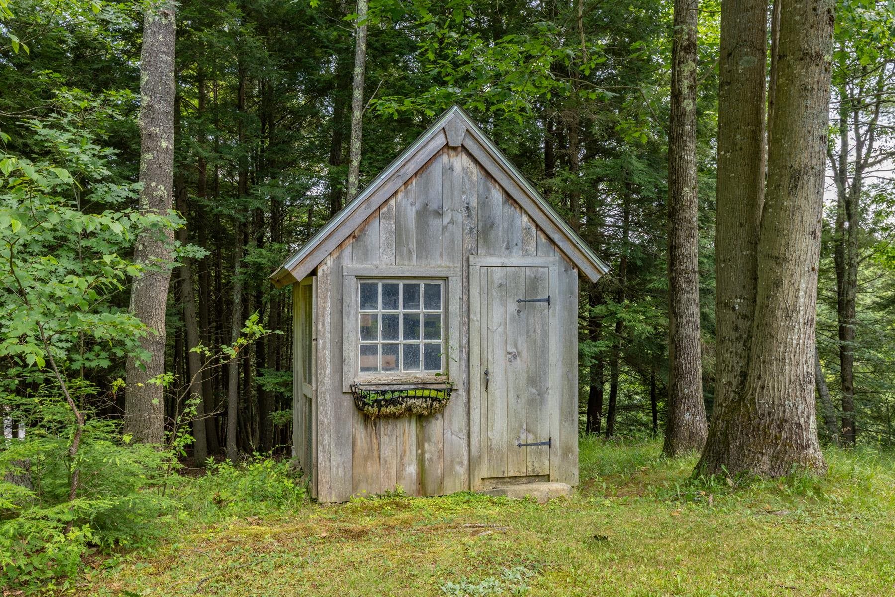 main property photo 37
