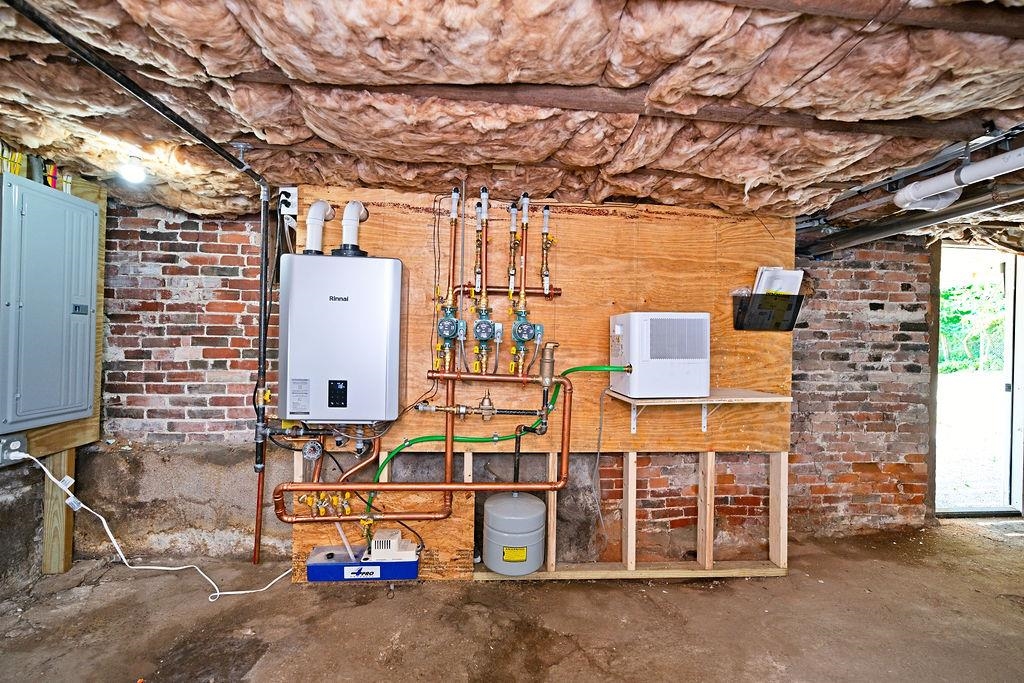 main property photo 51