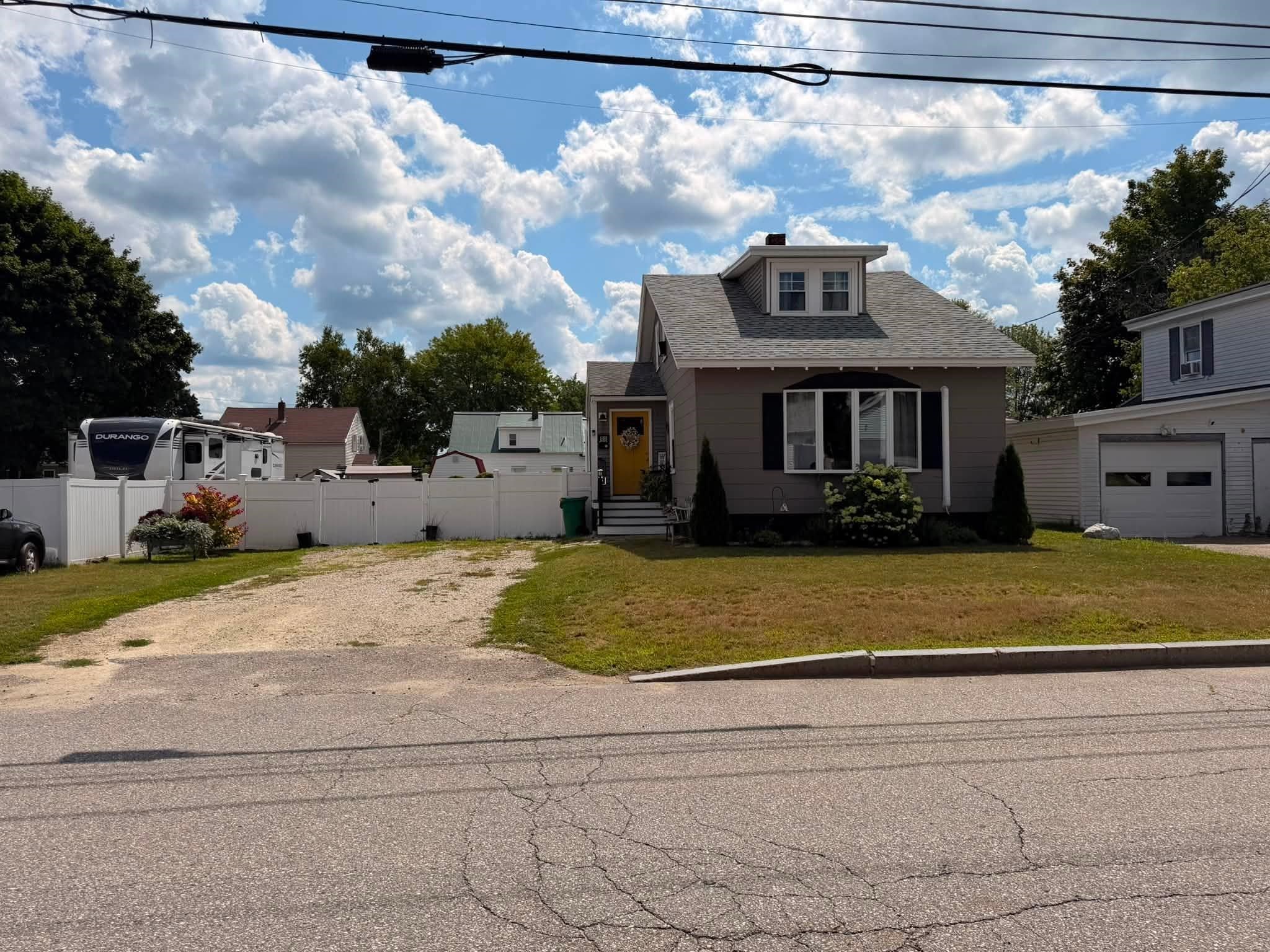main property photo 45