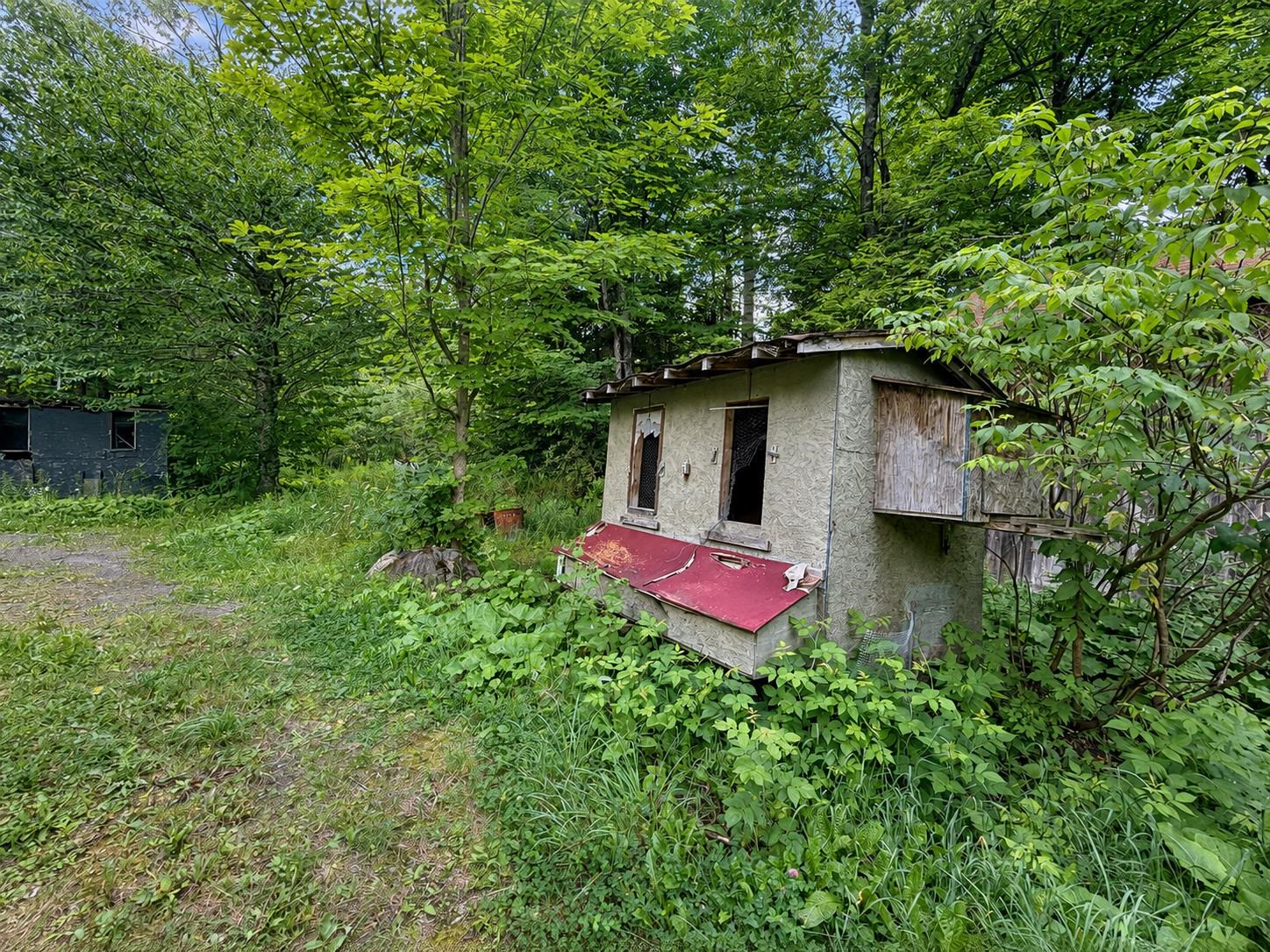 main property photo 51