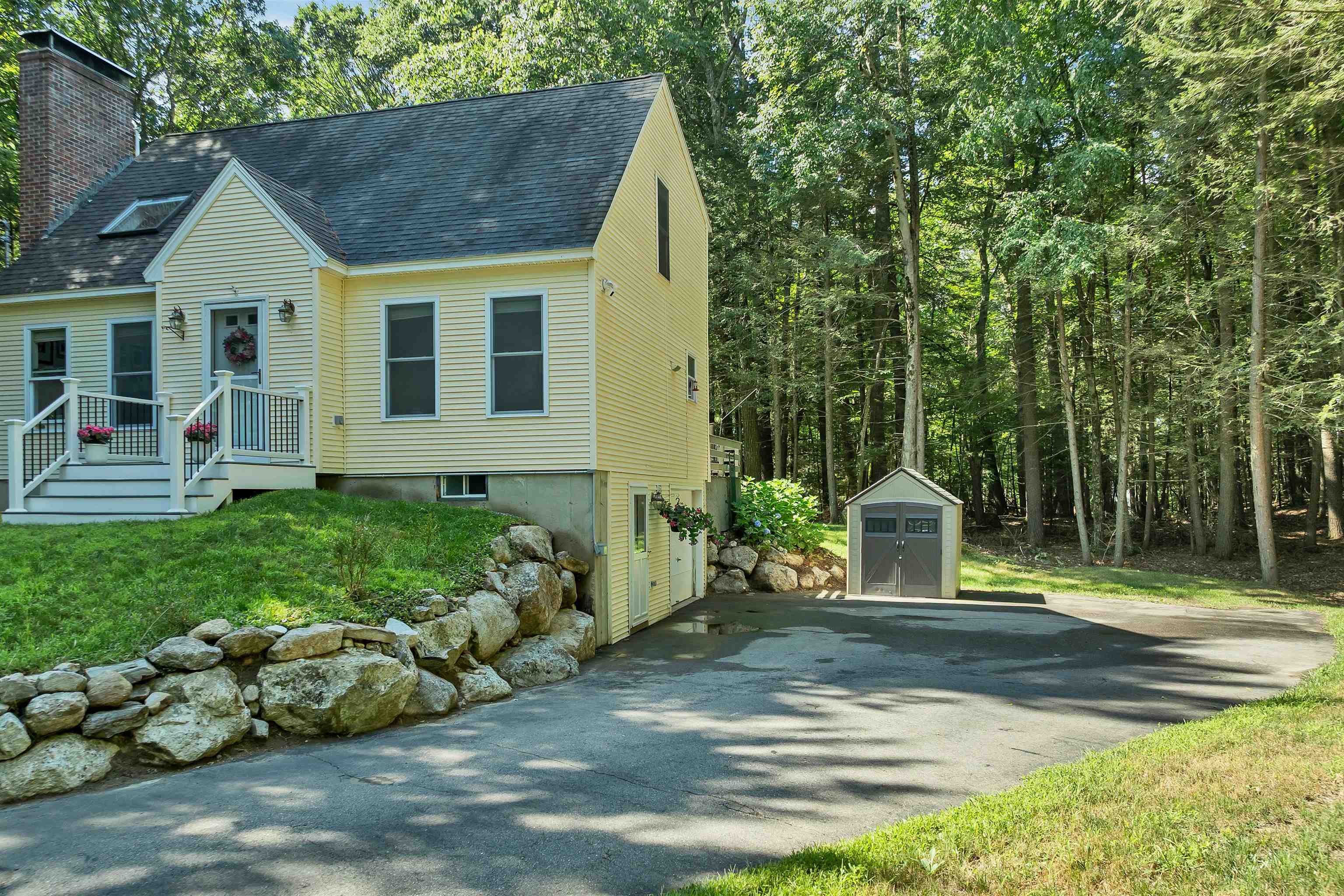 main property photo 5